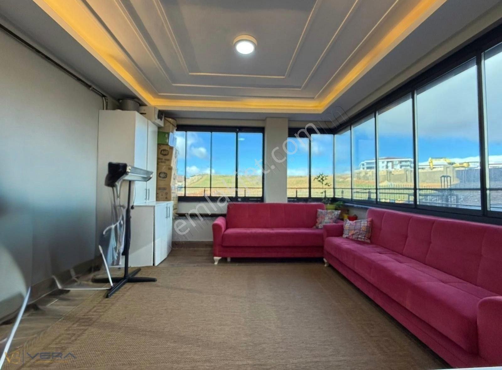 Beştepede Modern, Şık Ve Konforlu 2.5+1 Satılık Daire 118 M² Net