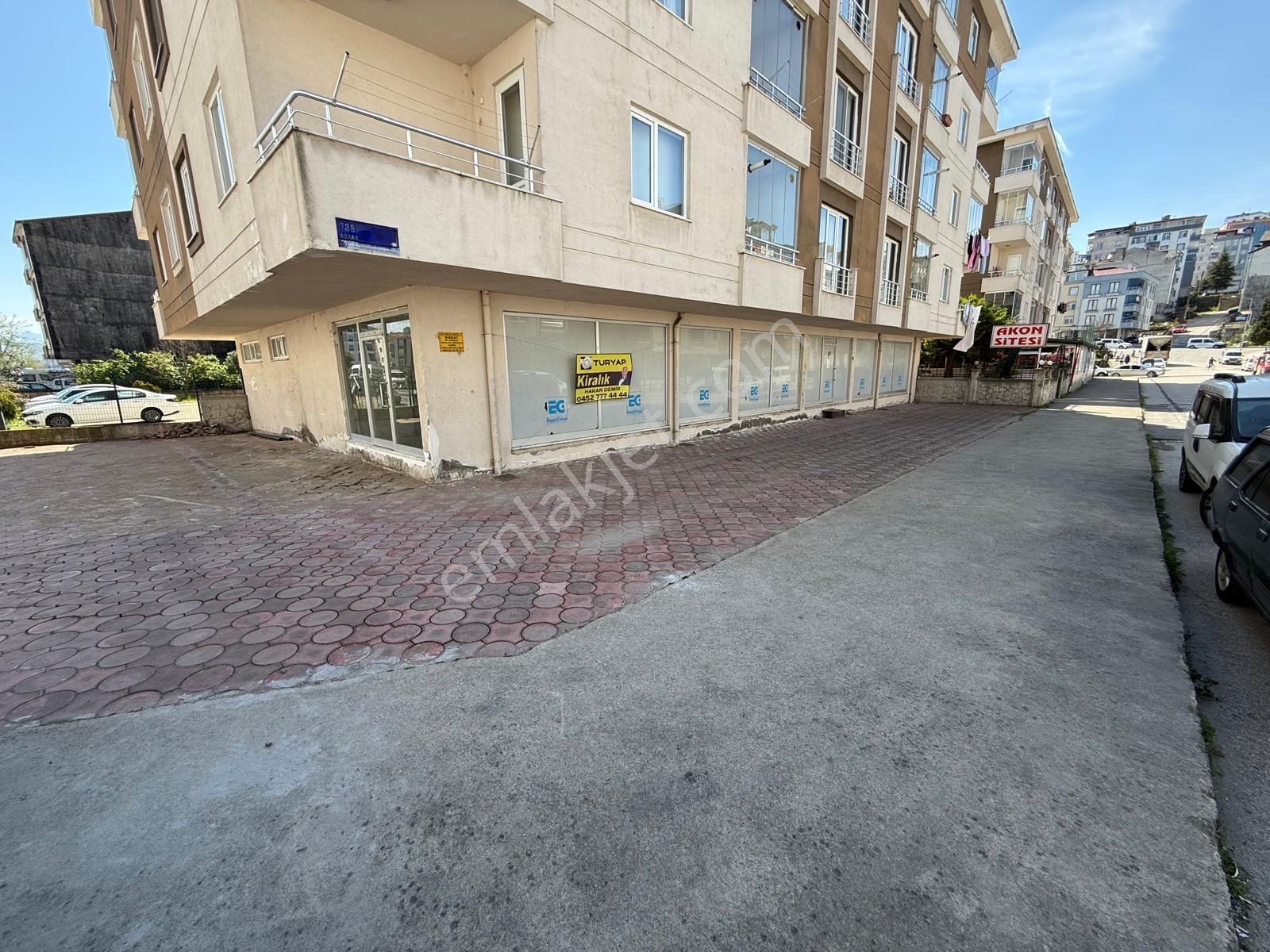 Şirinevlerde Kiralık Geniş Metrajlı İşyeri - Görsel 18