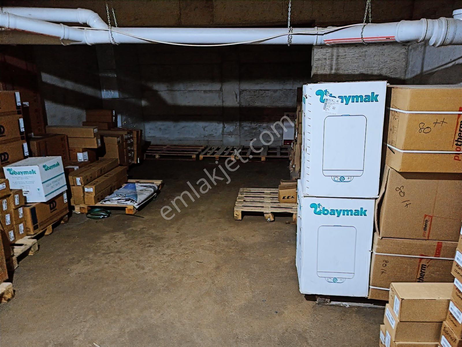 Şirinevlerde Kiralık Geniş Metrajlı İşyeri - Görsel 26