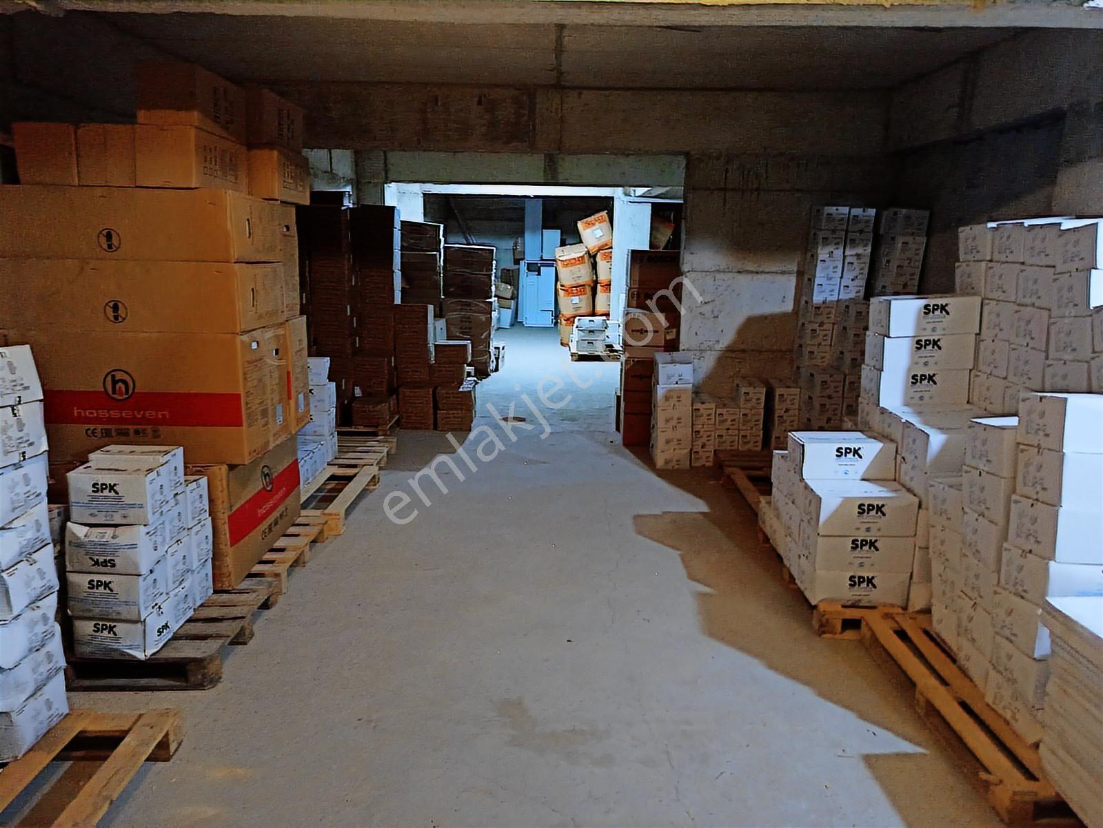 Şirinevlerde Kiralık Geniş Metrajlı İşyeri - Görsel 8