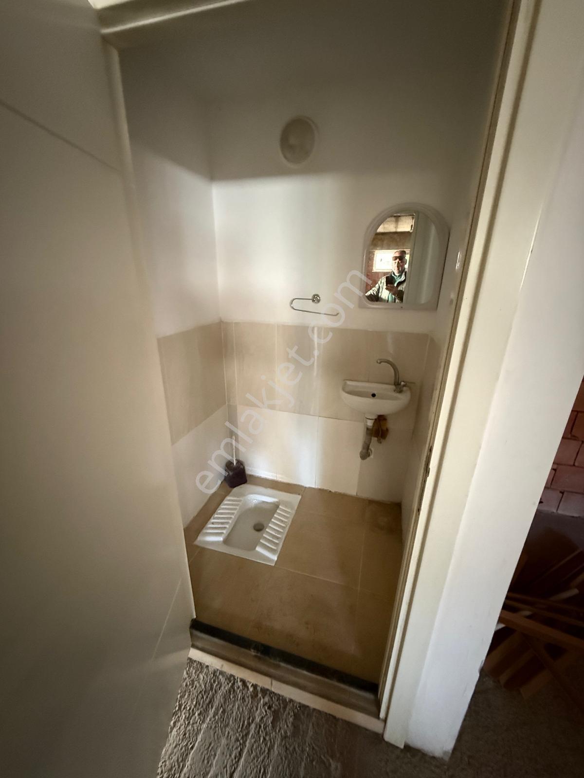 Şirinevlerde Kiralık Geniş Metrajlı İşyeri - Görsel 22