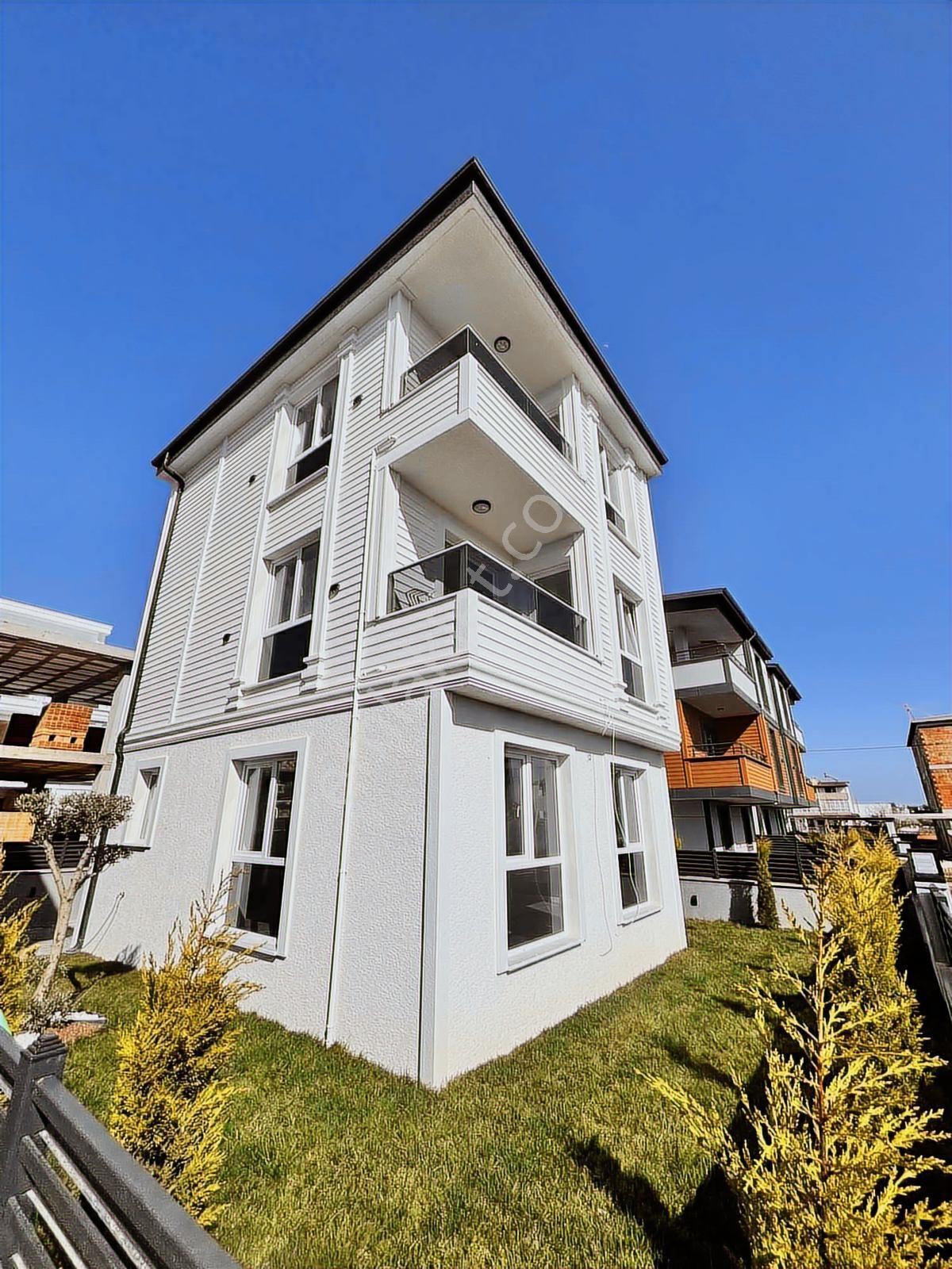 ꧁inforyap꧂ Satılık Denize Yürüme Mesafesinde 4+1 Tripleks Villa - Görsel 17