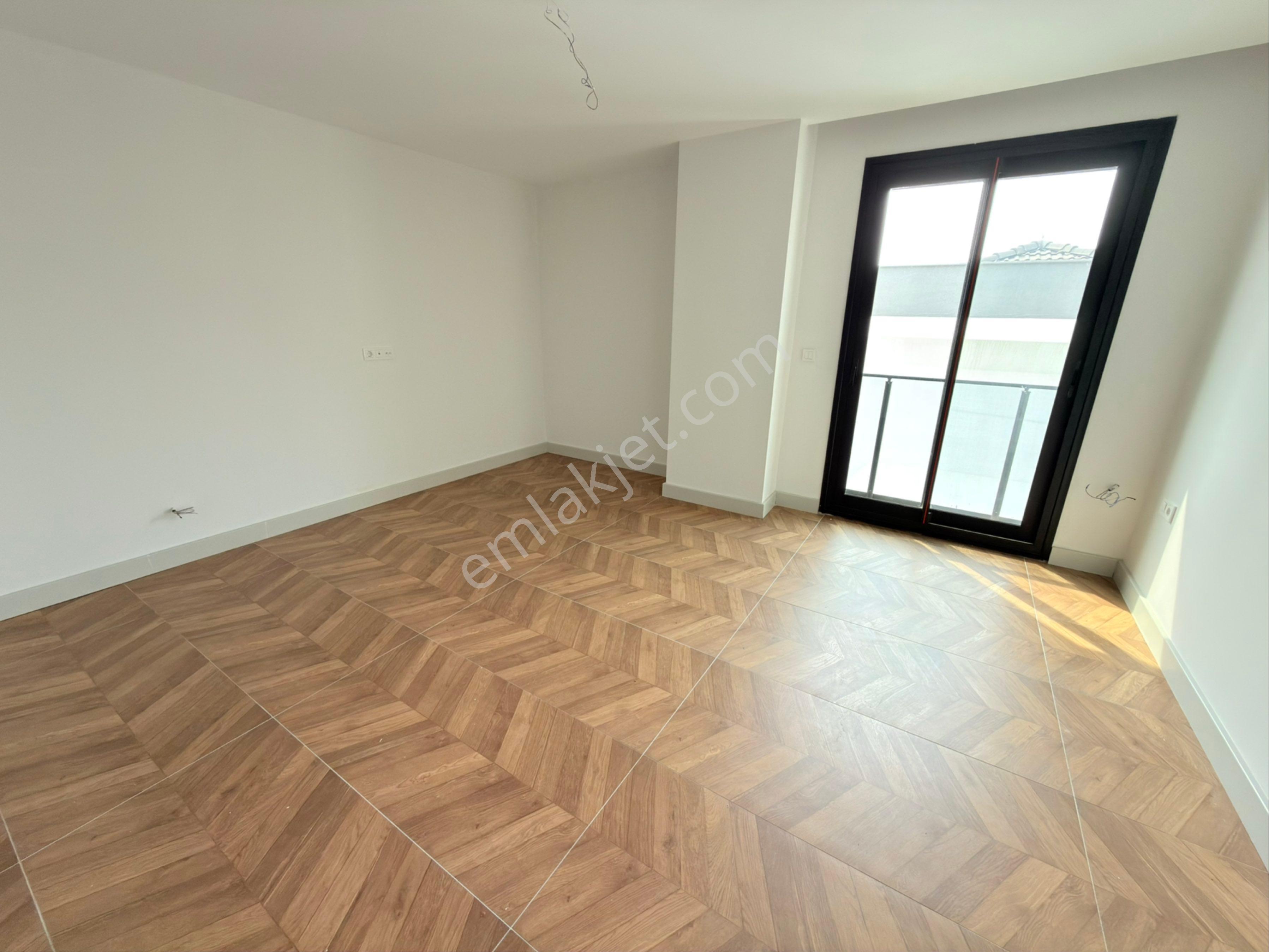 Tek Müstakil 500 M2 Arsa İçerisinde Özel Havuzlu Lüks Villa - Görsel 22