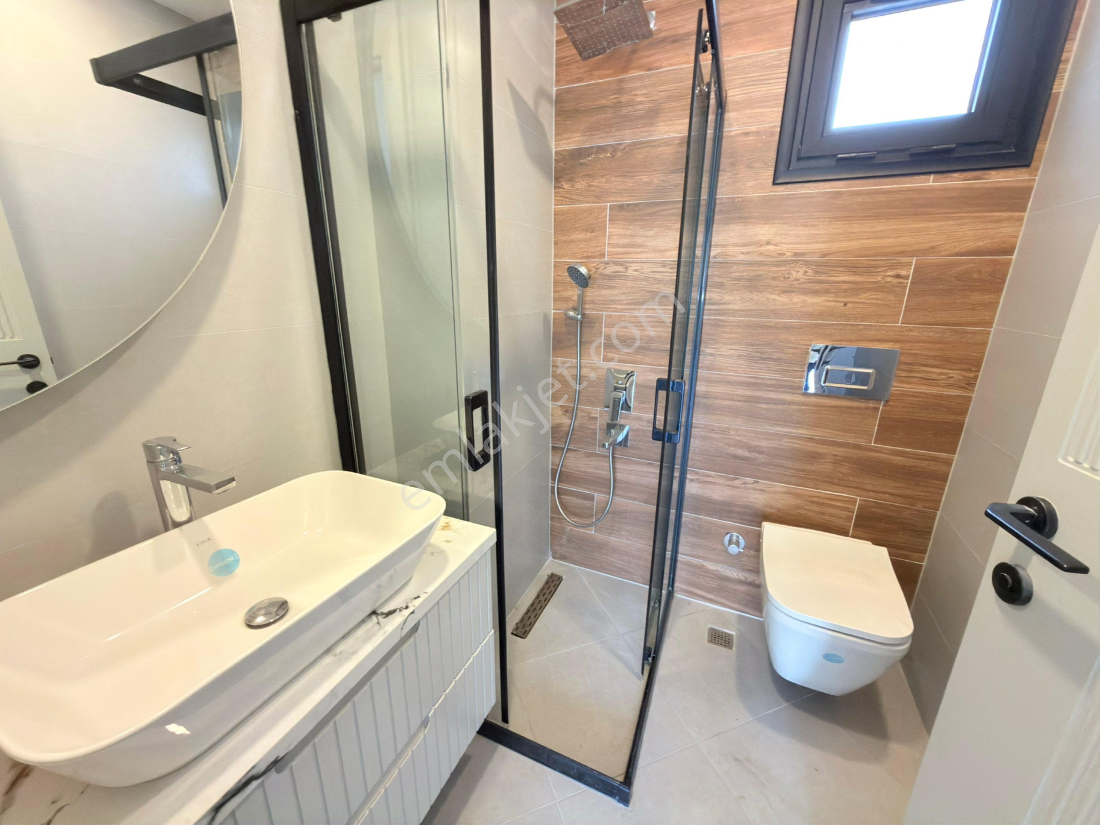Tek Müstakil 500 M2 Arsa İçerisinde Özel Havuzlu Lüks Villa - Görsel 17