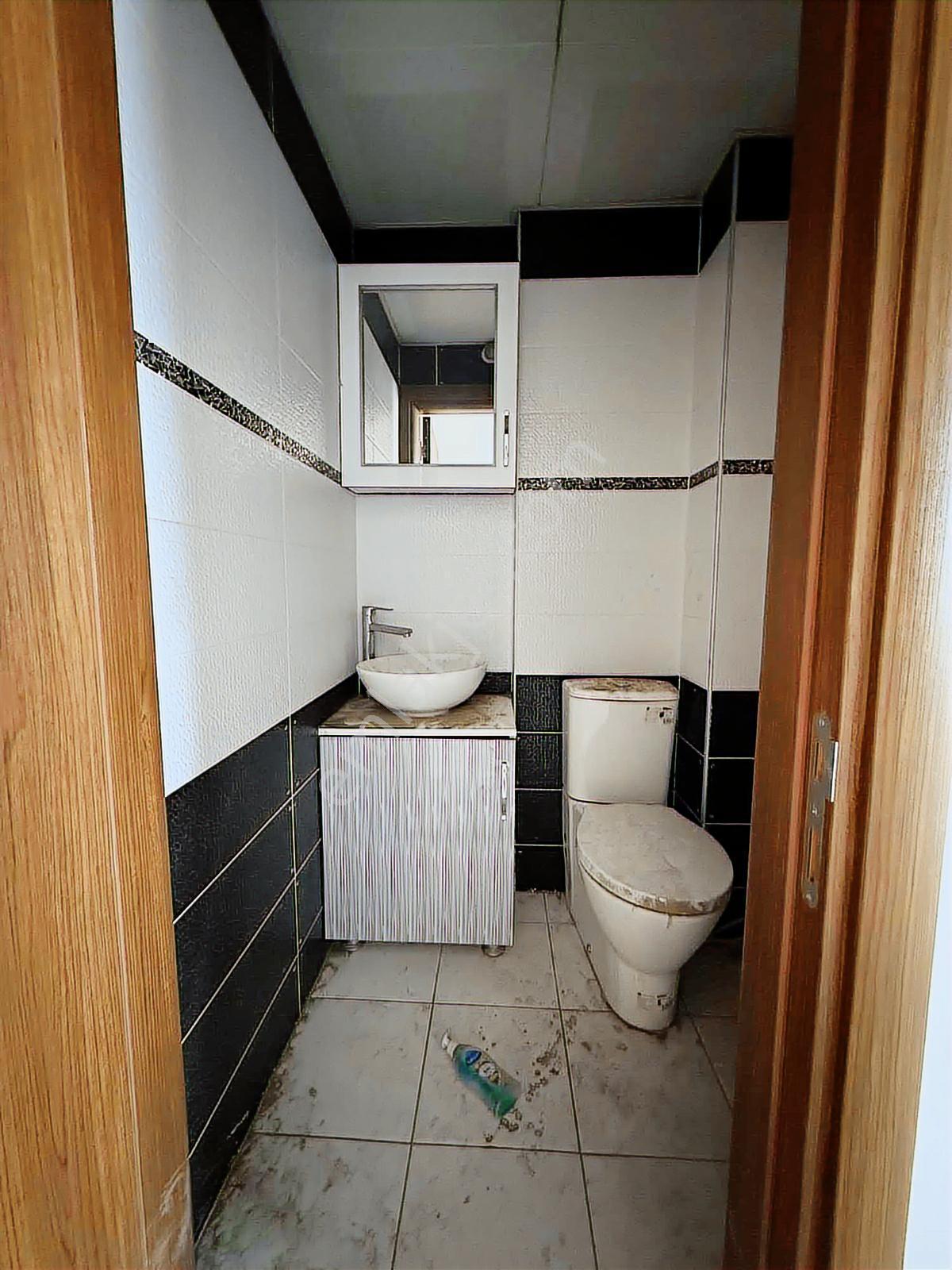 Hastane Çarşı Da Kiralık İşyeri Dükkan Büro Ofis - Görsel 6