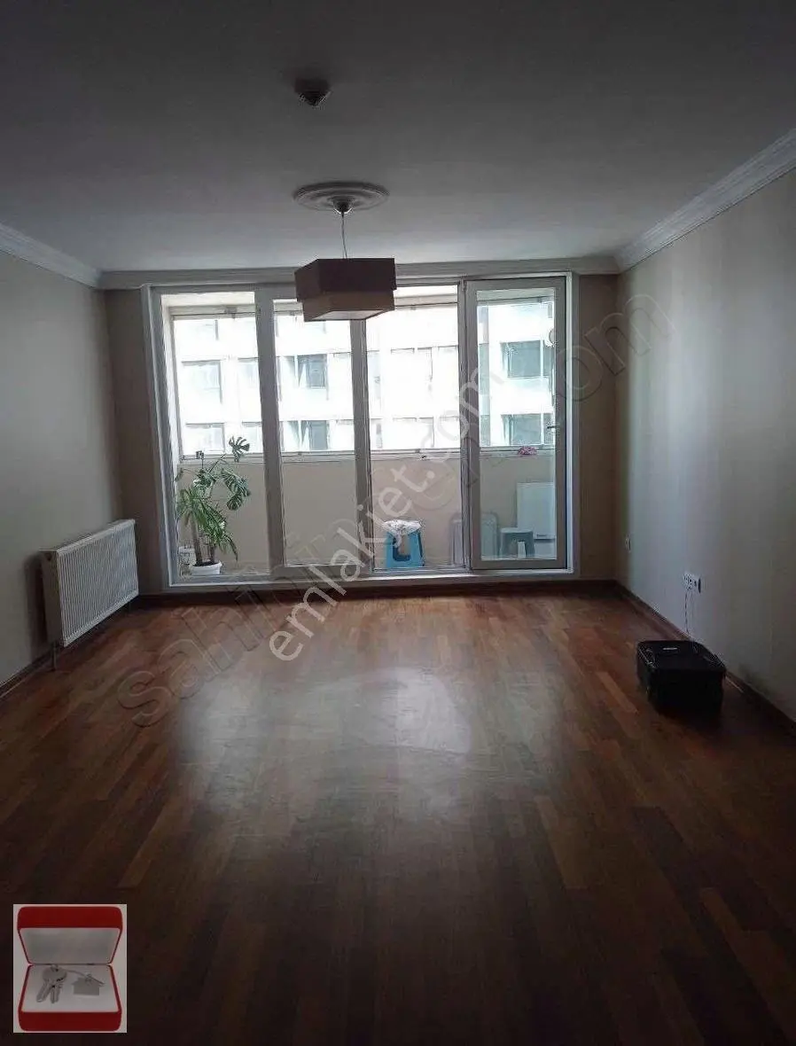 Solarkent Sitesi B Bloklarda Boş Hazır 3+1 Satılık Daire