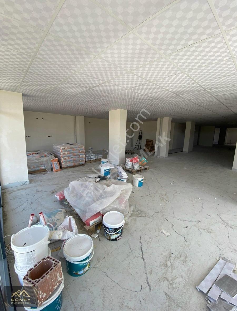 Güney Emlaktan Satılık Dükkan - 266m² - Görsel 2