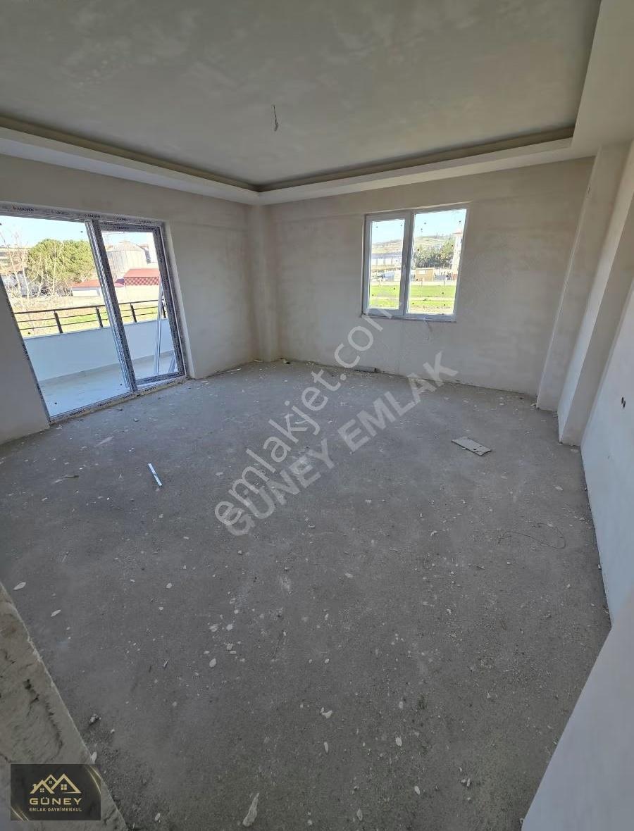 Esentepe'de Satılık 2+1 Daire (93m²) - Görsel 4