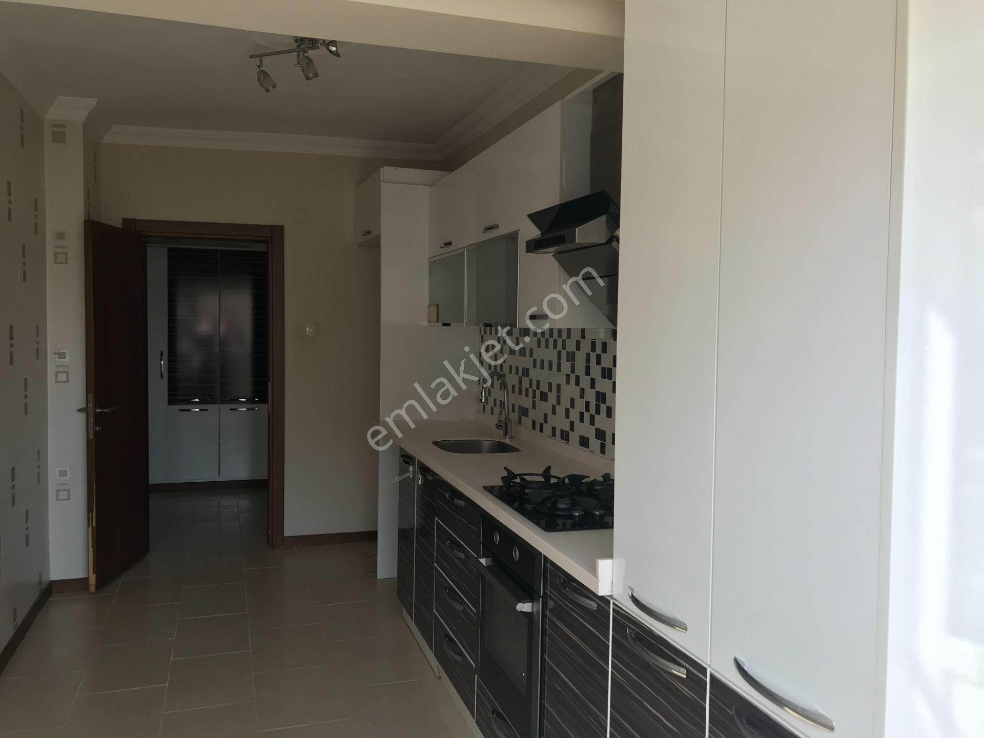 Beylikdüzü Site Güvenlik Bahçe Büyük Fırsat 3+1 Satılık Daire - Görsel 16