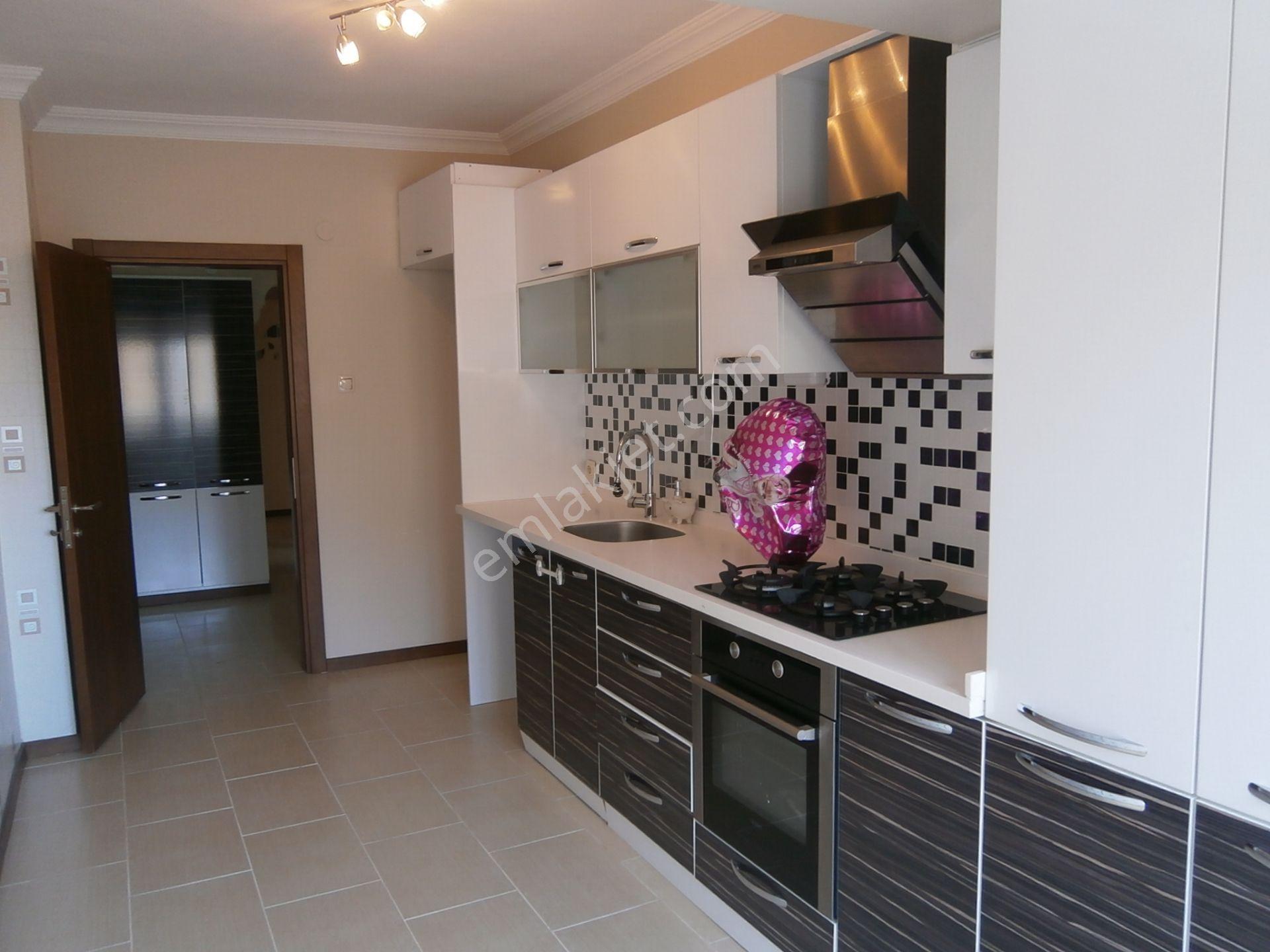 Beylikdüzü Site Güvenlik Bahçe Büyük Fırsat 3+1 Satılık Daire - Görsel 25