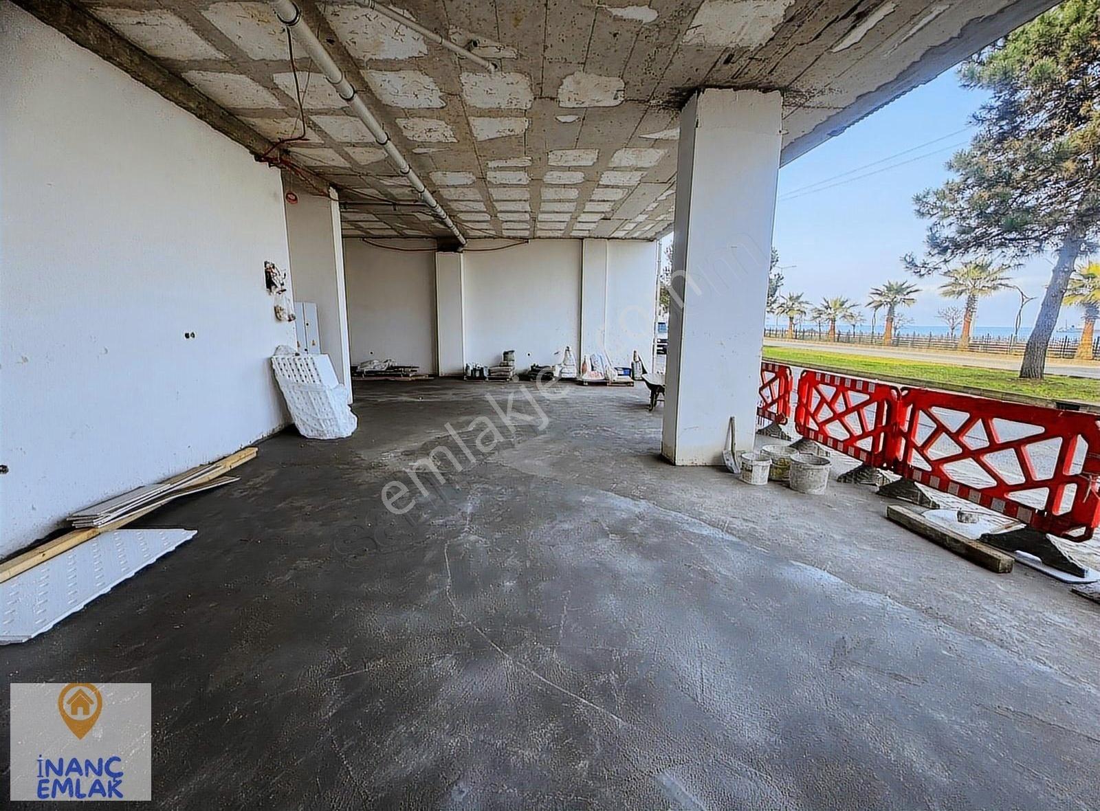 İnanç Emlaktan Çıtlakkalede Sahil Yolunda 300 M2 Kiralık Dükkan - Görsel 2
