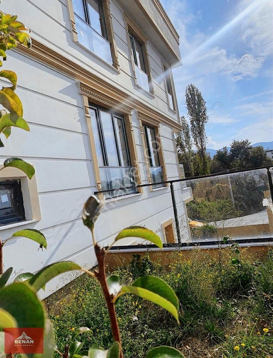 Çınarcık Koruda Deniz Manzaralı Satılık 6+1 Villa - Görsel 34