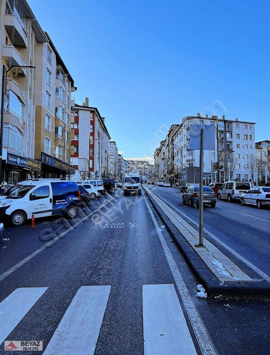 Beyaz Emlak'tan Sivas Lisesi Karşısı Satılık Dükkan - Görsel 5