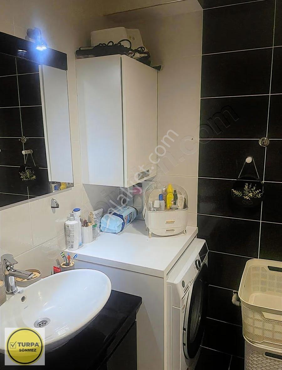 Turpa Sönmez'den Havuzlu Sitede 3+1 Geniş Daire - Görsel 19