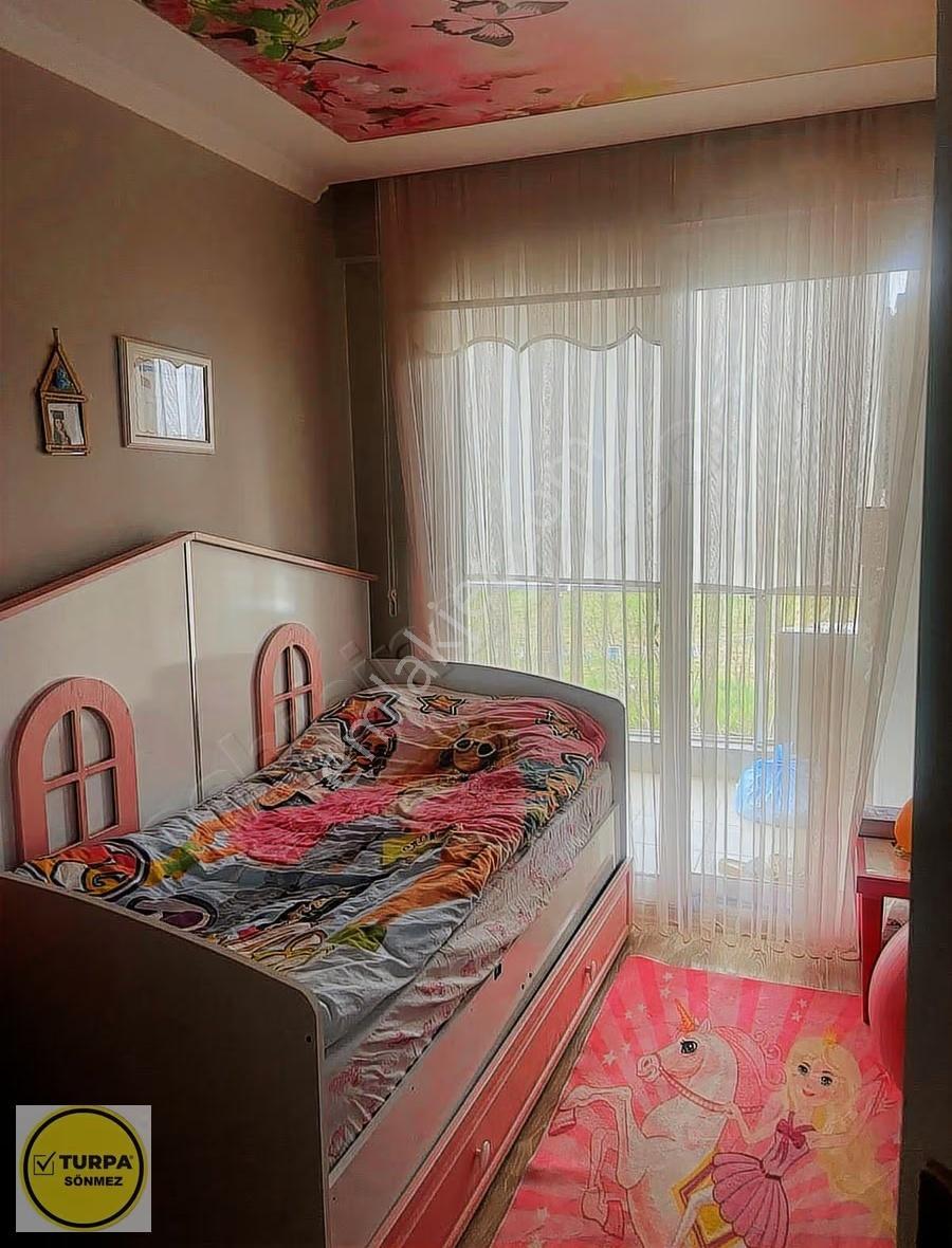 Turpa Sönmez'den Havuzlu Sitede 3+1 Geniş Daire - Görsel 24