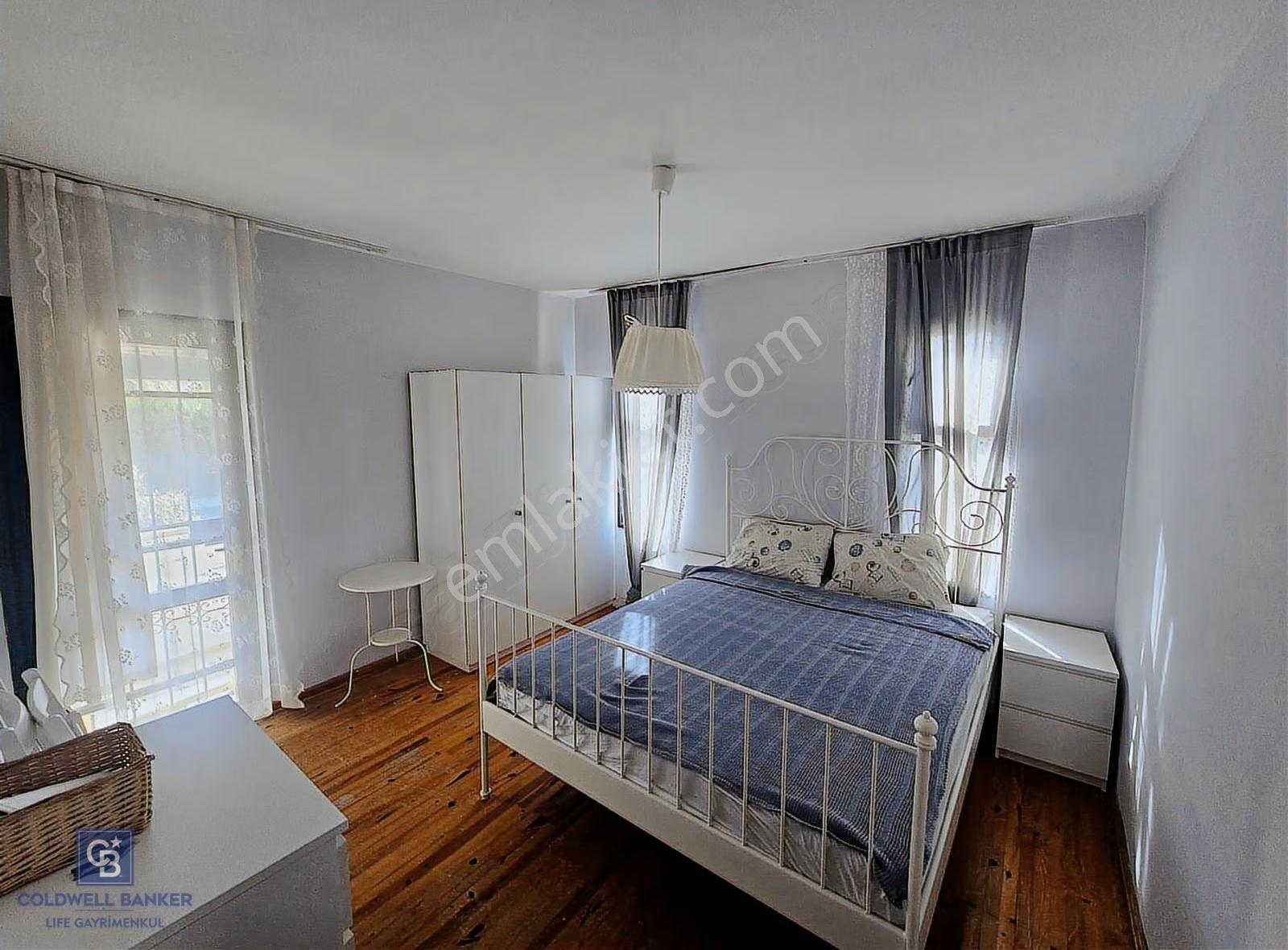 Çeşme Alaçatı Da Satılık Bahçeli 3+1 Villa - Görsel 8