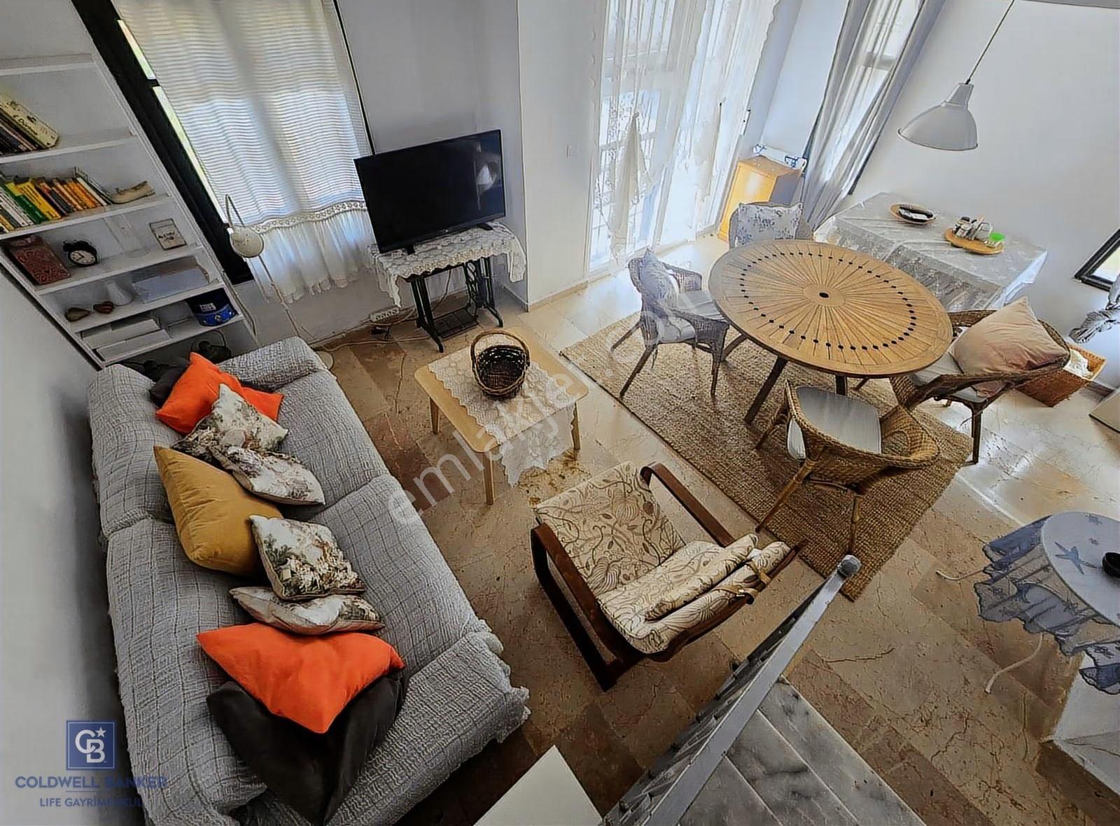 Çeşme Alaçatı Da Satılık Bahçeli 3+1 Villa - Görsel 5