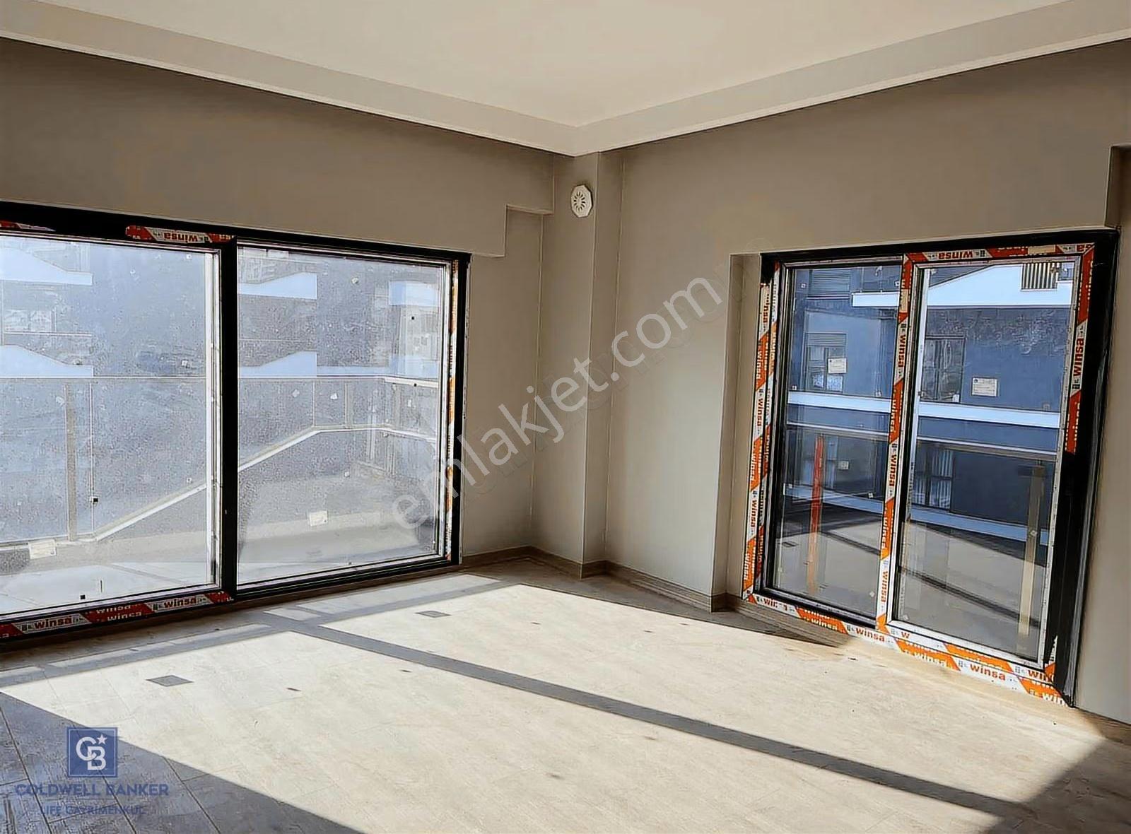Çiğli Azel Deluxe Sitesi Havuz Cephe Satılık 2+1 Daire - Görsel 10