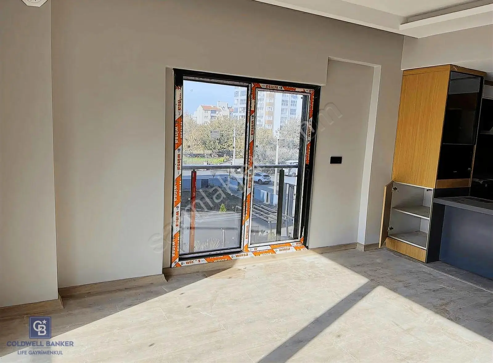 Çiğli Azel Deluxe Sitesi Havuz Cephe Satılık 2+1 Daire - Görsel 4