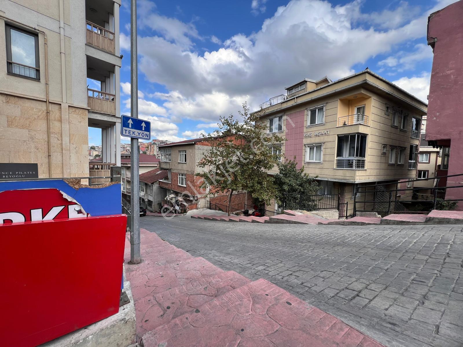Sütlüce Toki Konutları Satılık Devren Hazır Market Dükkan İle Berabe - Görsel 17