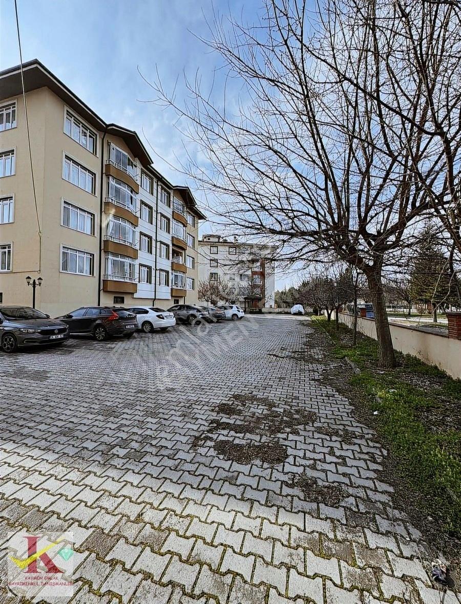Kaymen Emlaktan Ertaş Altı Mükemmel Konumda Kiralık Arakat Daire - Görsel 6