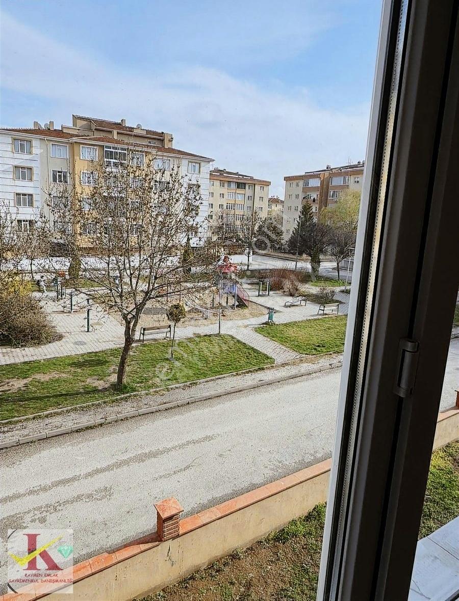 Kaymen Emlaktan Ertaş Altı Mükemmel Konumda Kiralık Arakat Daire - Görsel 12