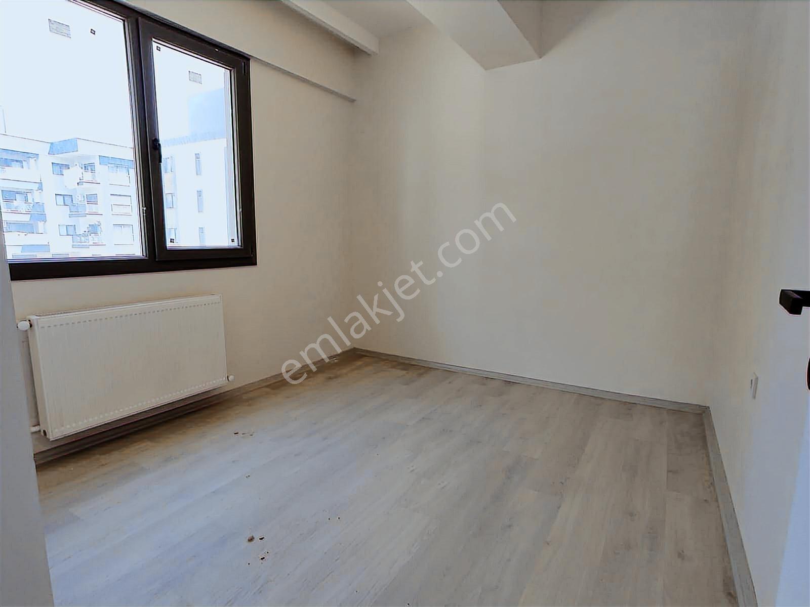Menemen Seyrek'te 1+1 Eşyalı Satılık Daire - Görsel 14
