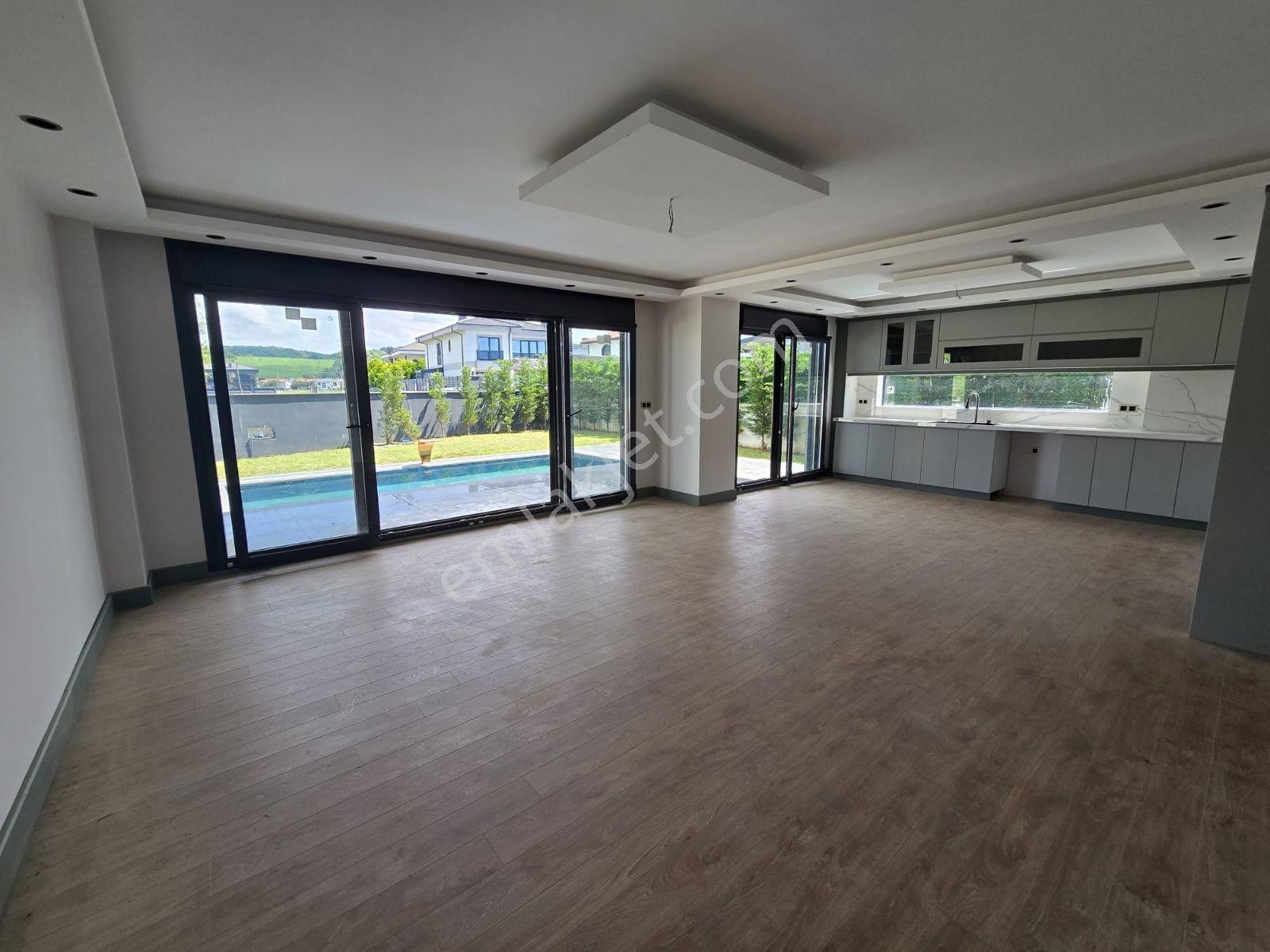 Remax Anka'dan Şile Çavuş Mah. 450 M2 4+1 Müstakil Satılık Villa - Görsel 23