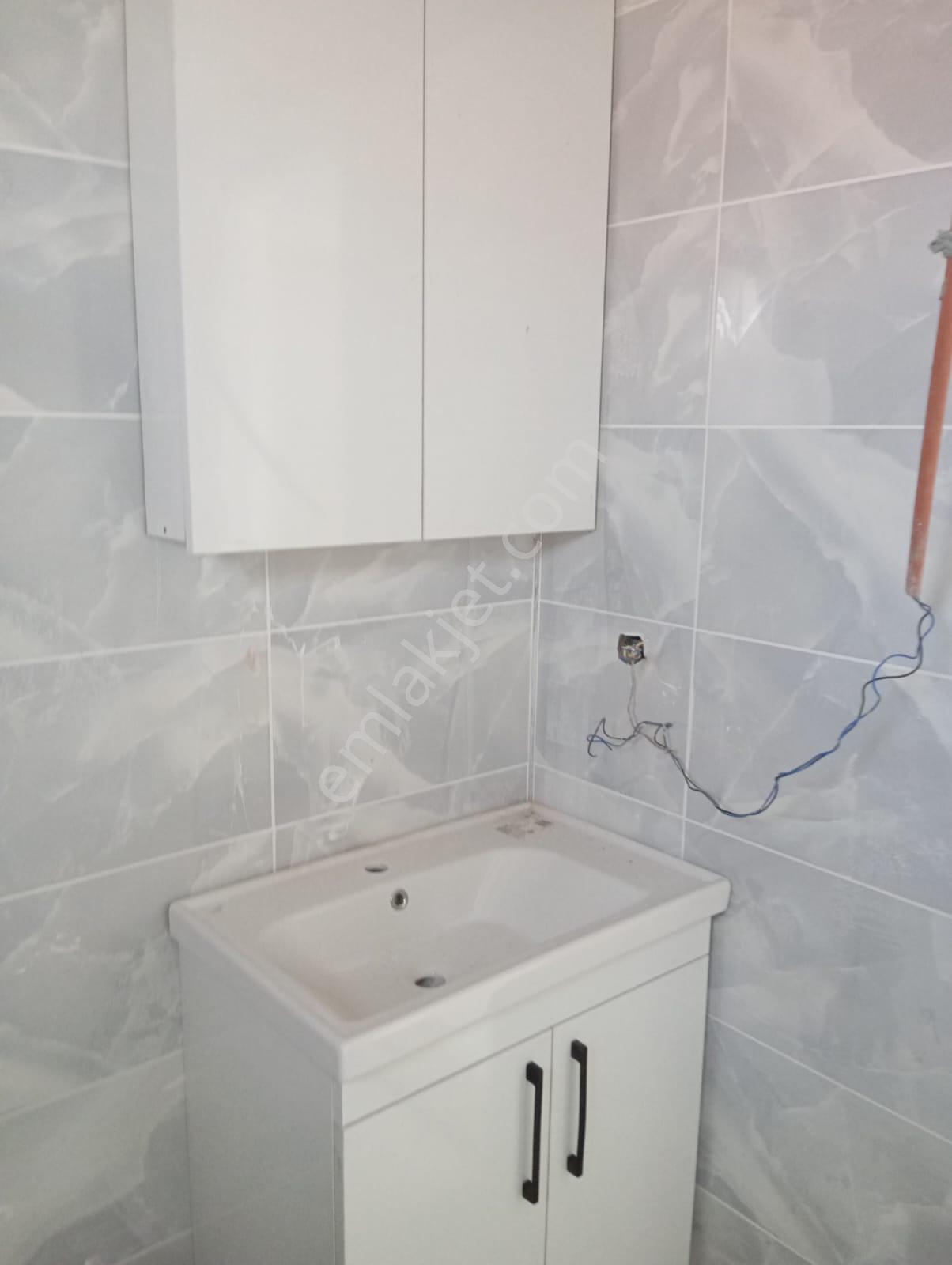 Uşak Merkeze Yakın 350m2 Arsa İçerisinde 1+1 Müstakil Ev Satılık - Görsel 6
