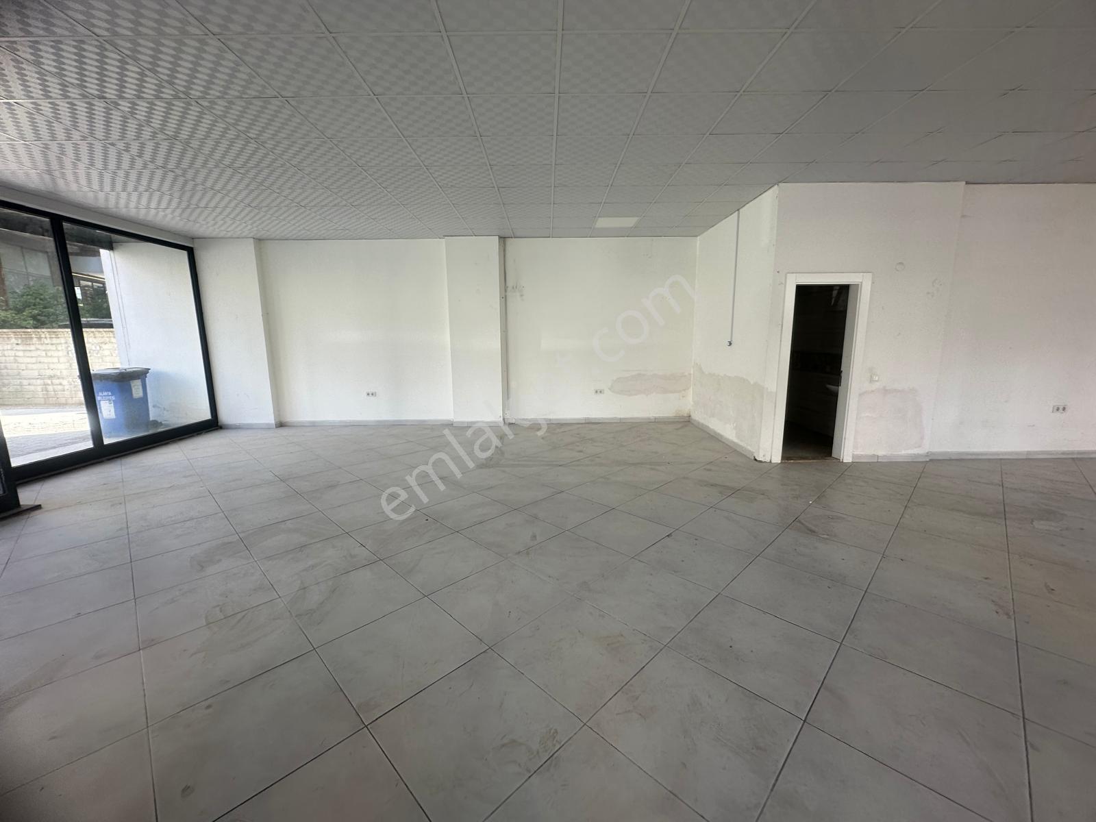 Alanya Saray Mah.kiralık 300 M2 Dükkan - Görsel 7