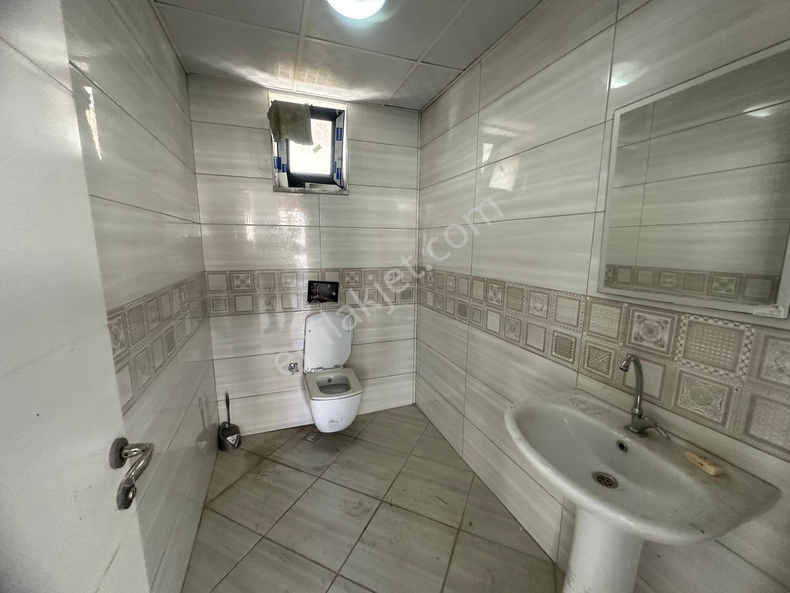 Alanya Saray Mah.kiralık 300 M2 Dükkan - Görsel 8