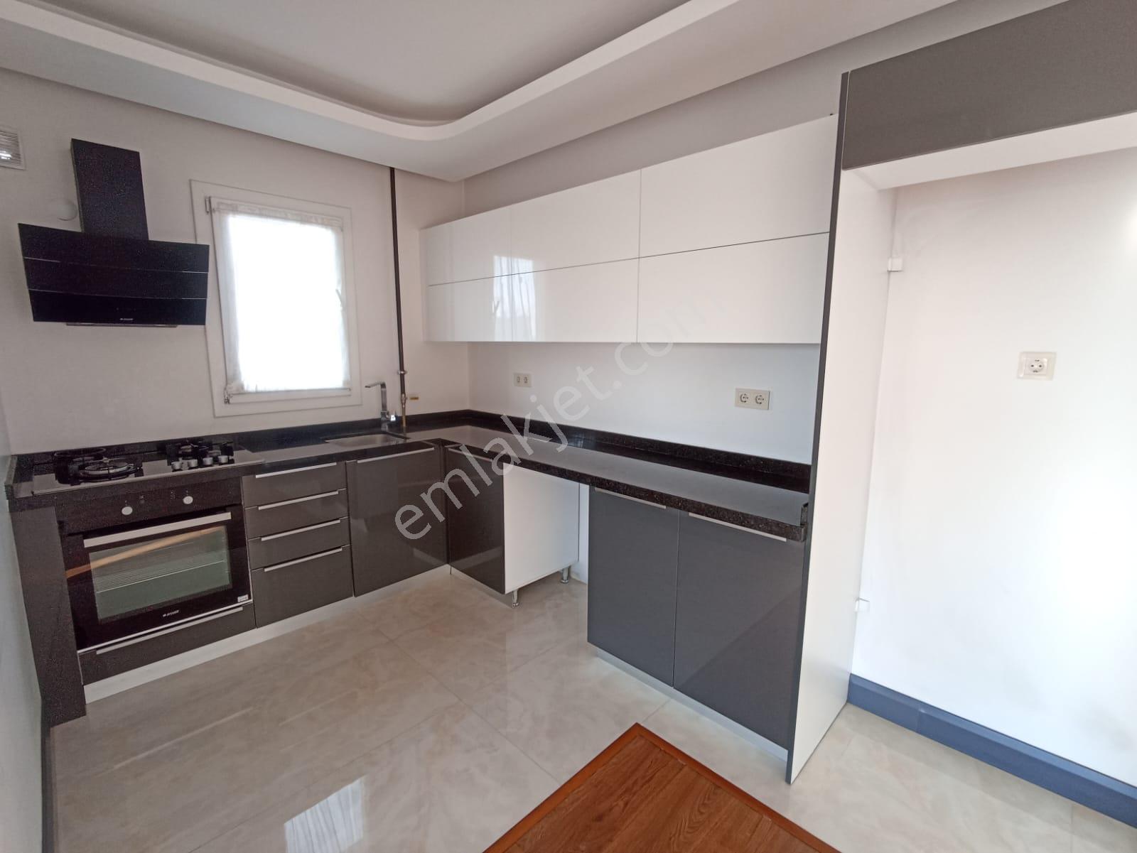 Barajyolunda Kapalı Otoparklı 3+1 Ebeveyn Banyolu Giyinme Odalı Doğalgazlı Lüks Daire - Görsel 31