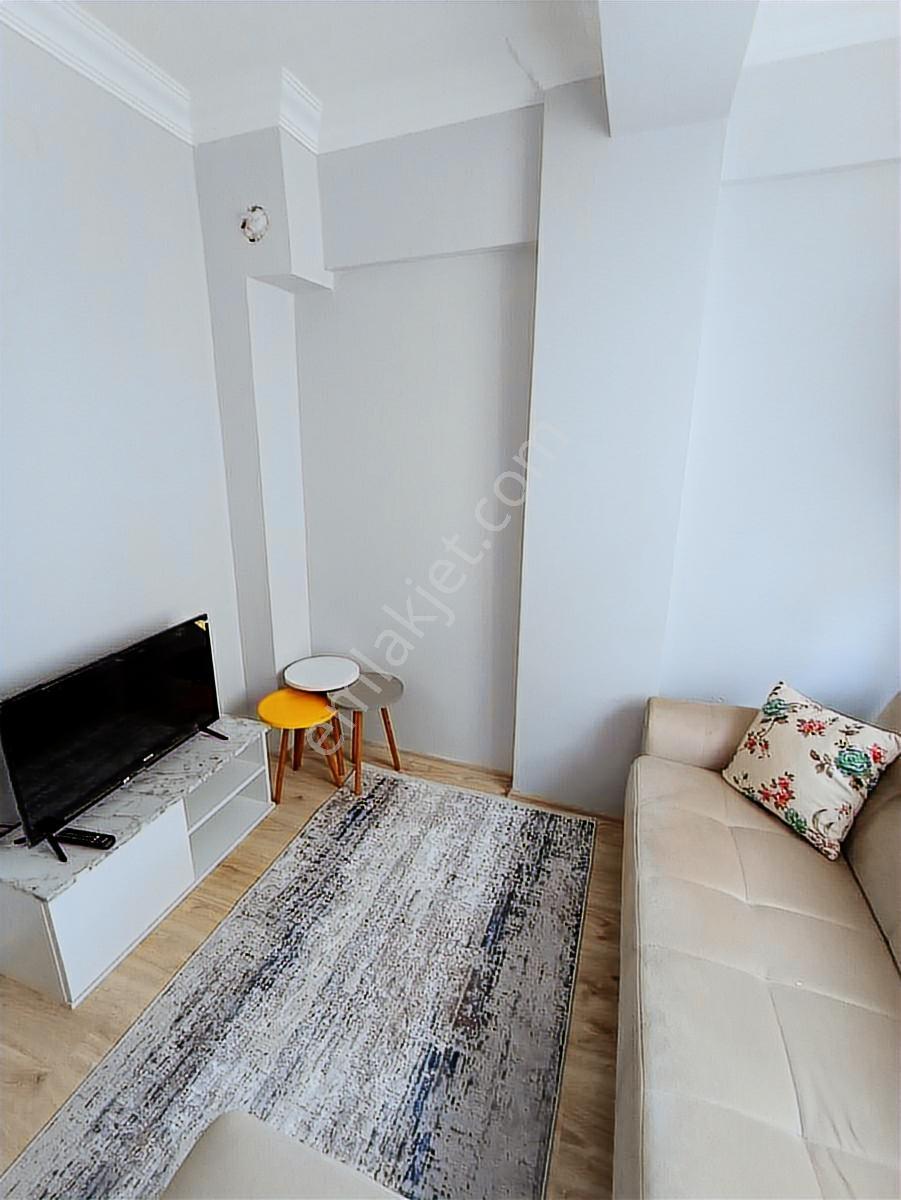 Kaymen Emlak Anadolu Ünv. Ne 100 Metre 1+1 Full Eşyalı Arakat - Görsel 3