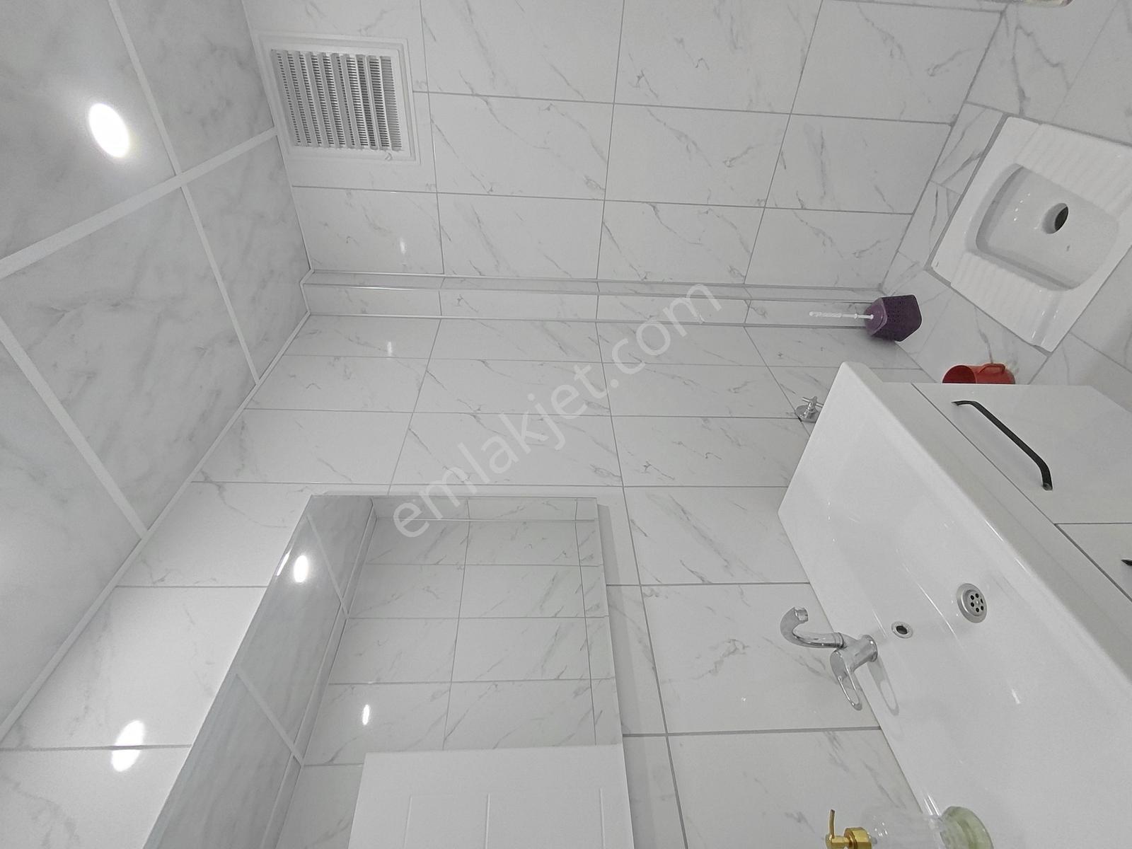 Zümrüt Mahallesi 3+1 Ara Kat Güney Batı Cephe Satılık Daire - Görsel 25