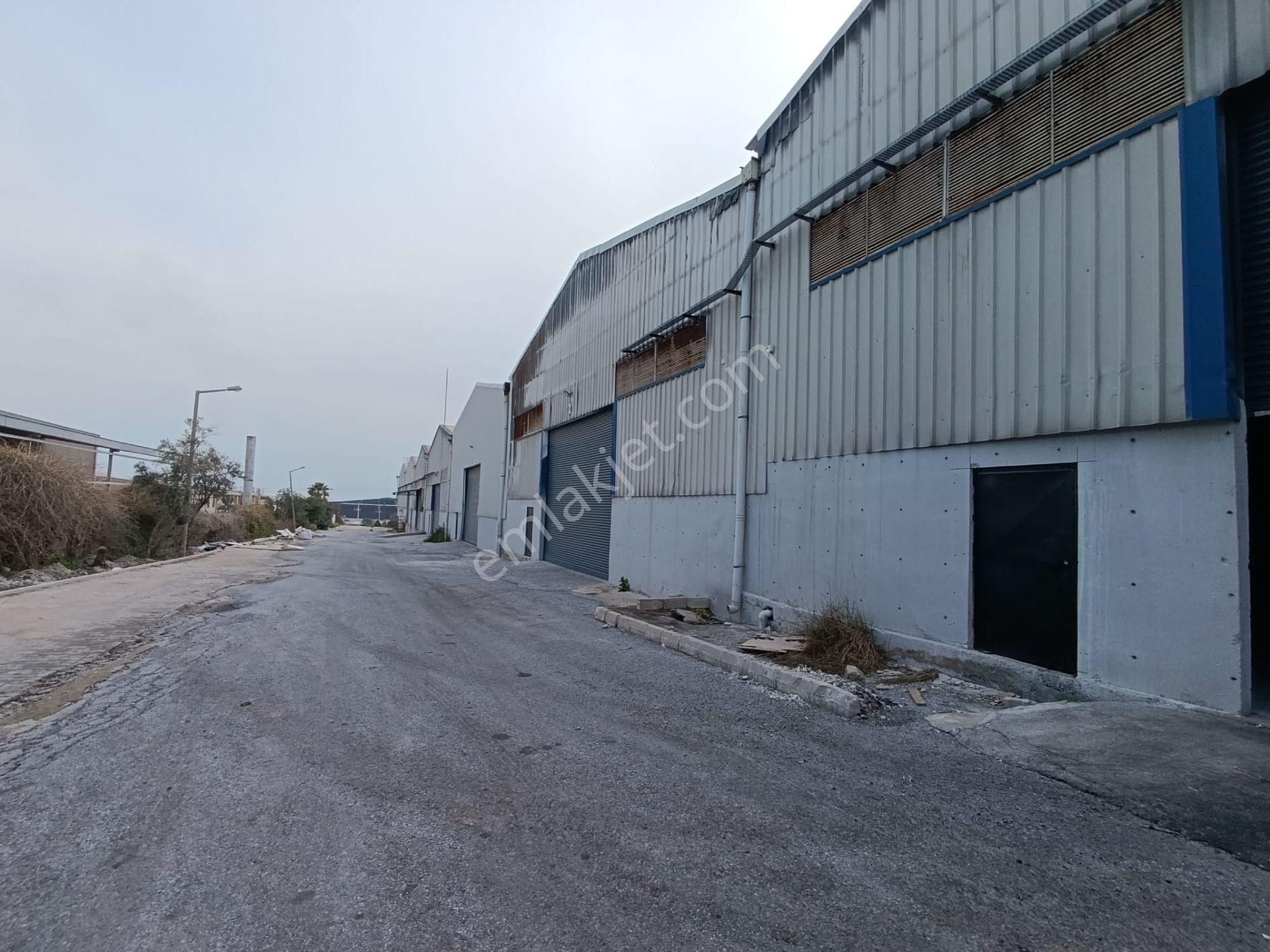 Remax Toros'tan 1. Organizede Her Türlü Kullanıma Uygun Depolar