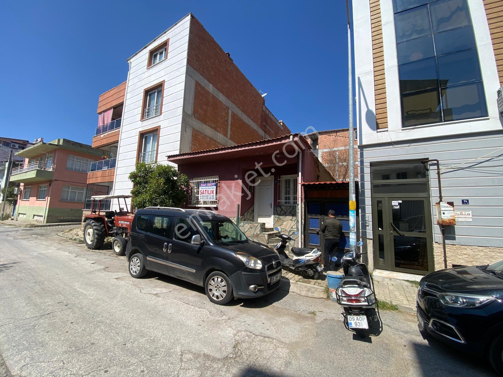 Has Umut Gayrimenkuldan Satılık 3kat İmarlı Müstakil Ev - Görsel 2