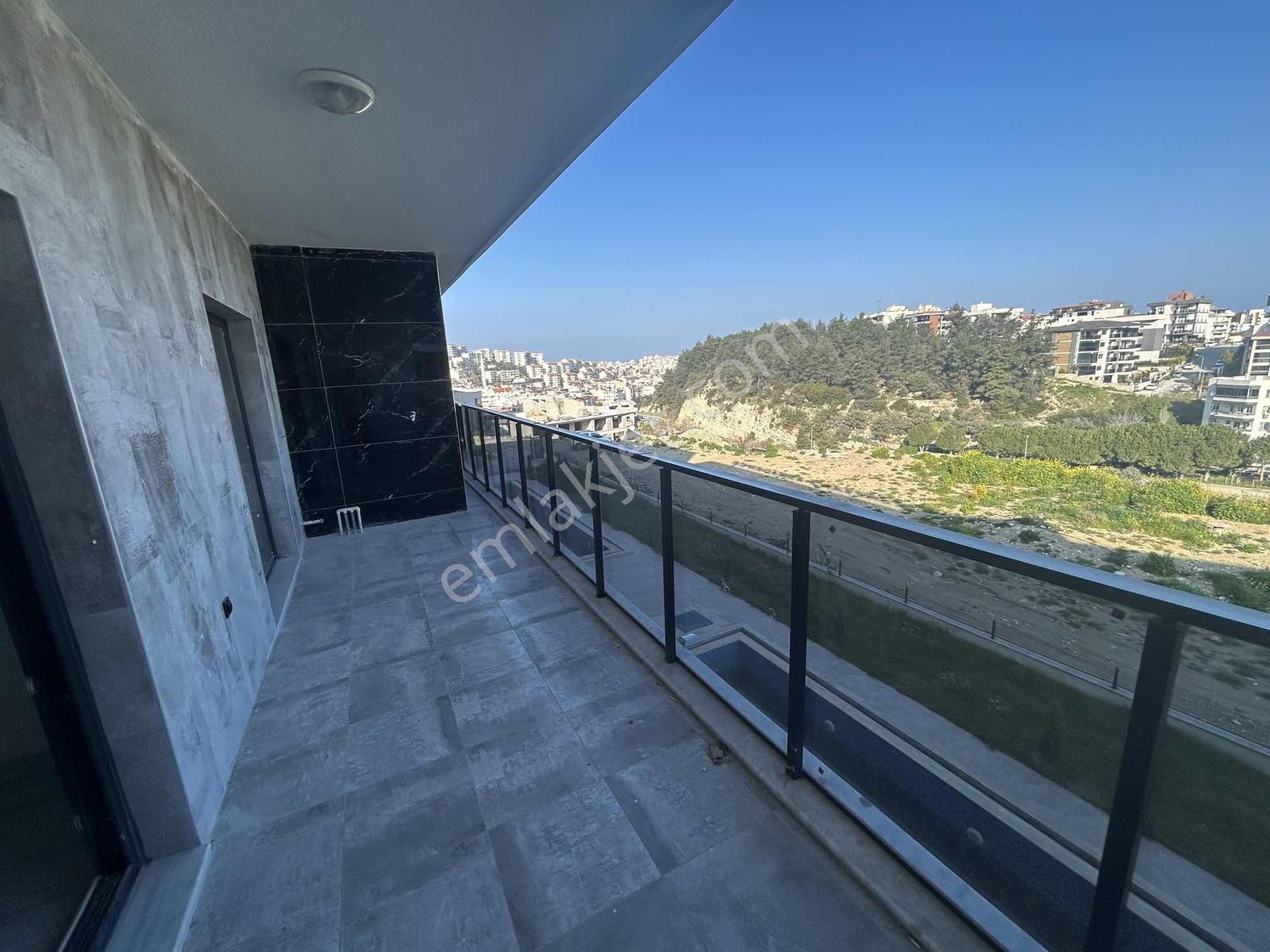 Acill Kuşadası Merkez Havuzlu Sitede Sıfır 2+1 Rezidans Daire. - Görsel 13