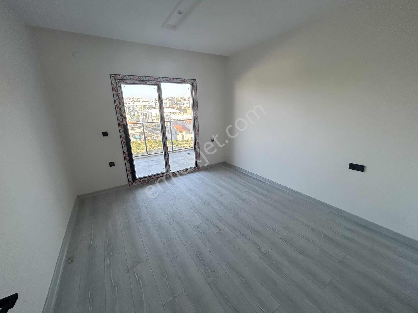 Acill Kuşadası Merkez Havuzlu Sitede Sıfır 2+1 Rezidans Daire. - Görsel 10