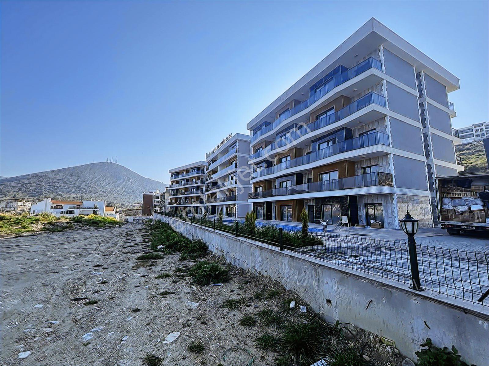 Acill Kuşadası Merkez Havuzlu Sitede Sıfır 2+1 Rezidans Daire. - Görsel 21