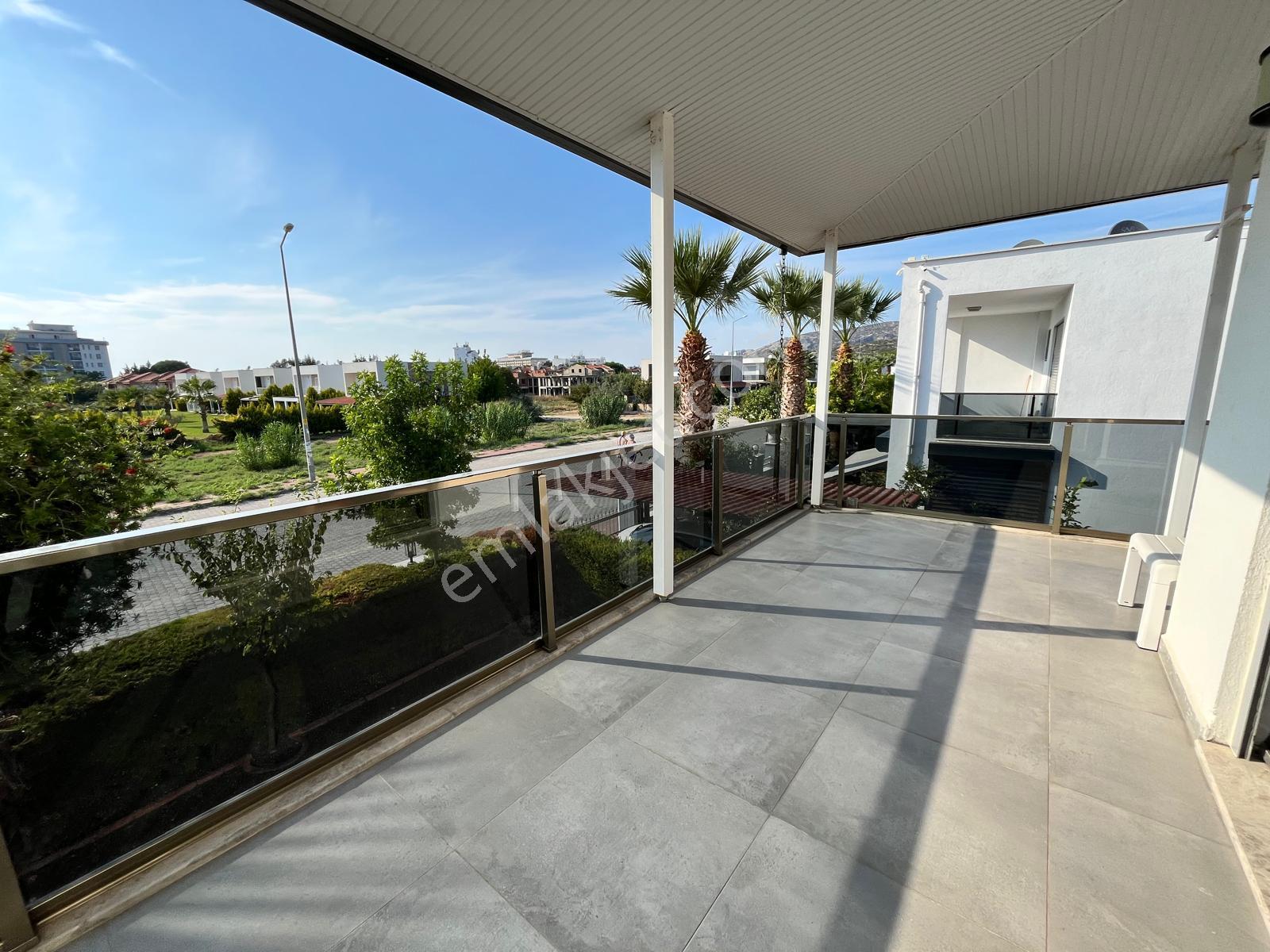 Karaova'da Avm Yanı Palm 34 Sitesi'nde Satılık 4+1 Villa - Görsel 27