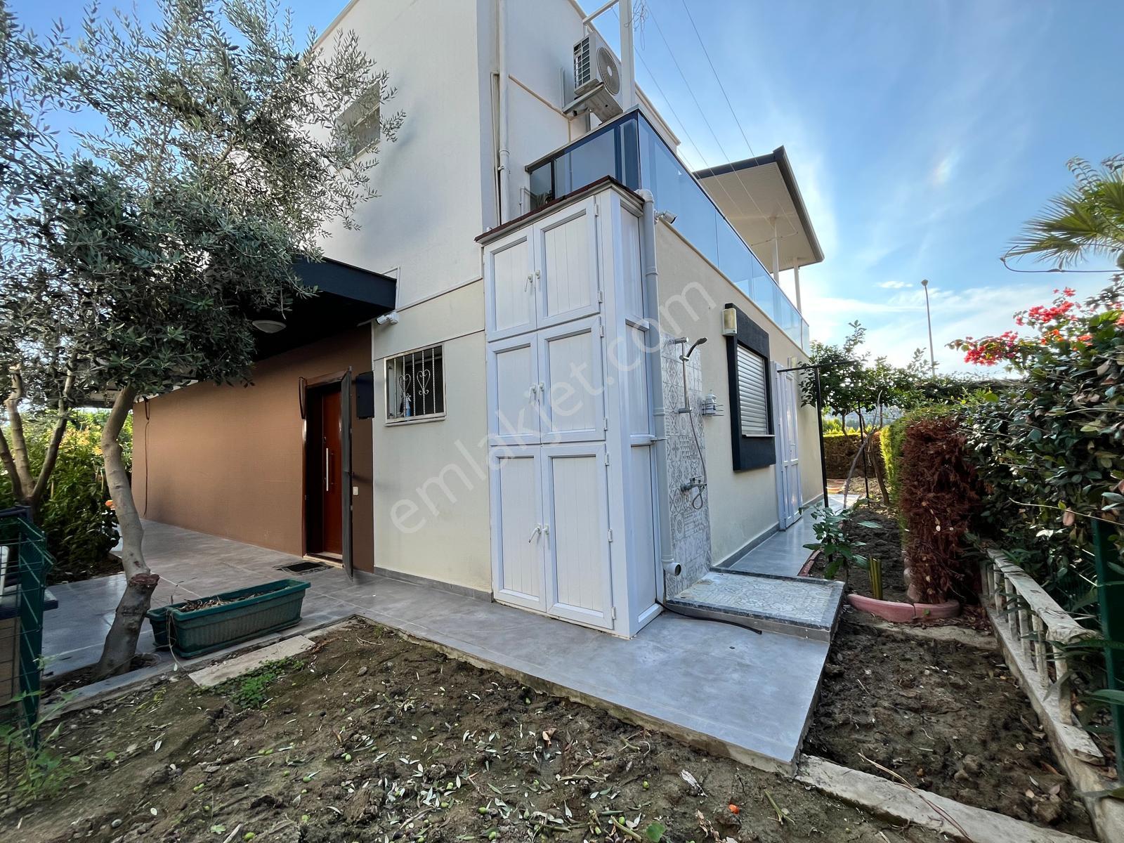 Karaova'da Avm Yanı Palm 34 Sitesi'nde Satılık 4+1 Villa - Görsel 33
