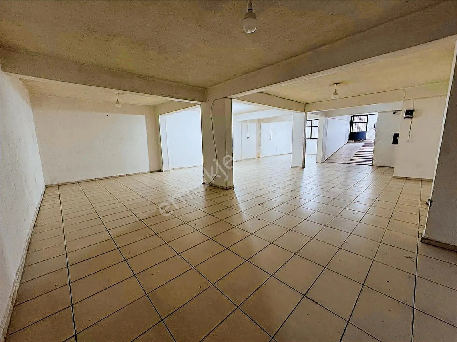 Dialog Altundan Yıldırım Esenevlerde Kiralık Dükkan Depo