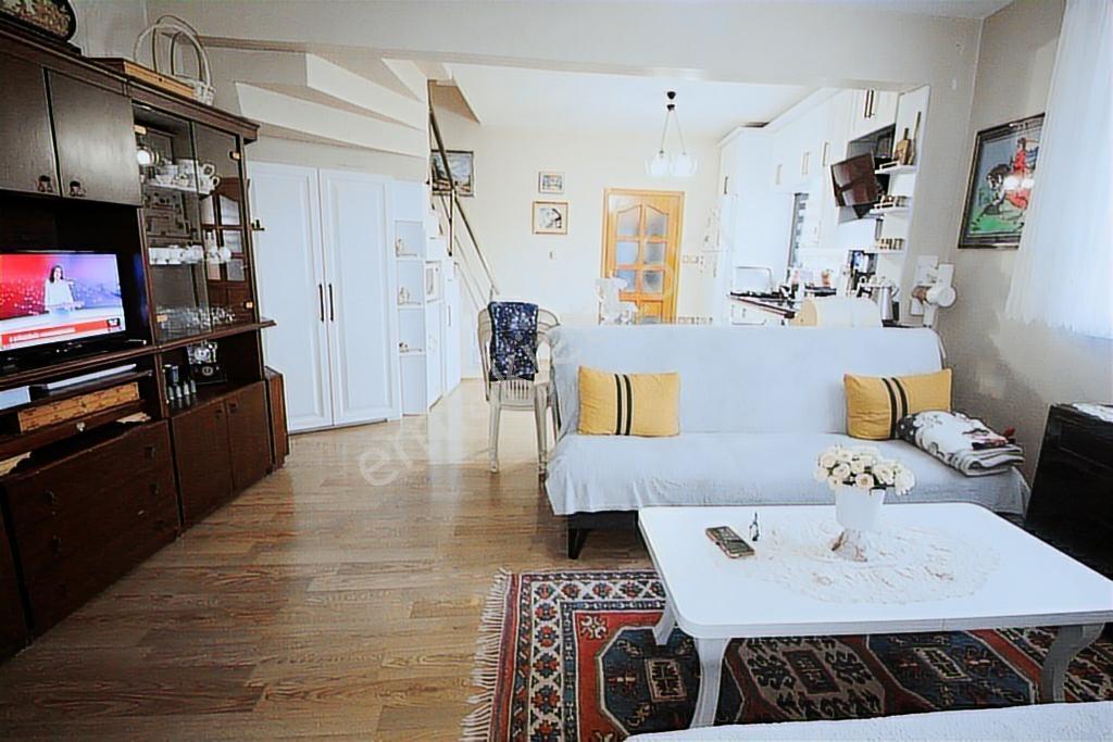 Tek Fiyata 2 Arsa! 5+1 Villa + Yeni Yapı İmkanıyla Kaçmaz Fırsat - Görsel 22