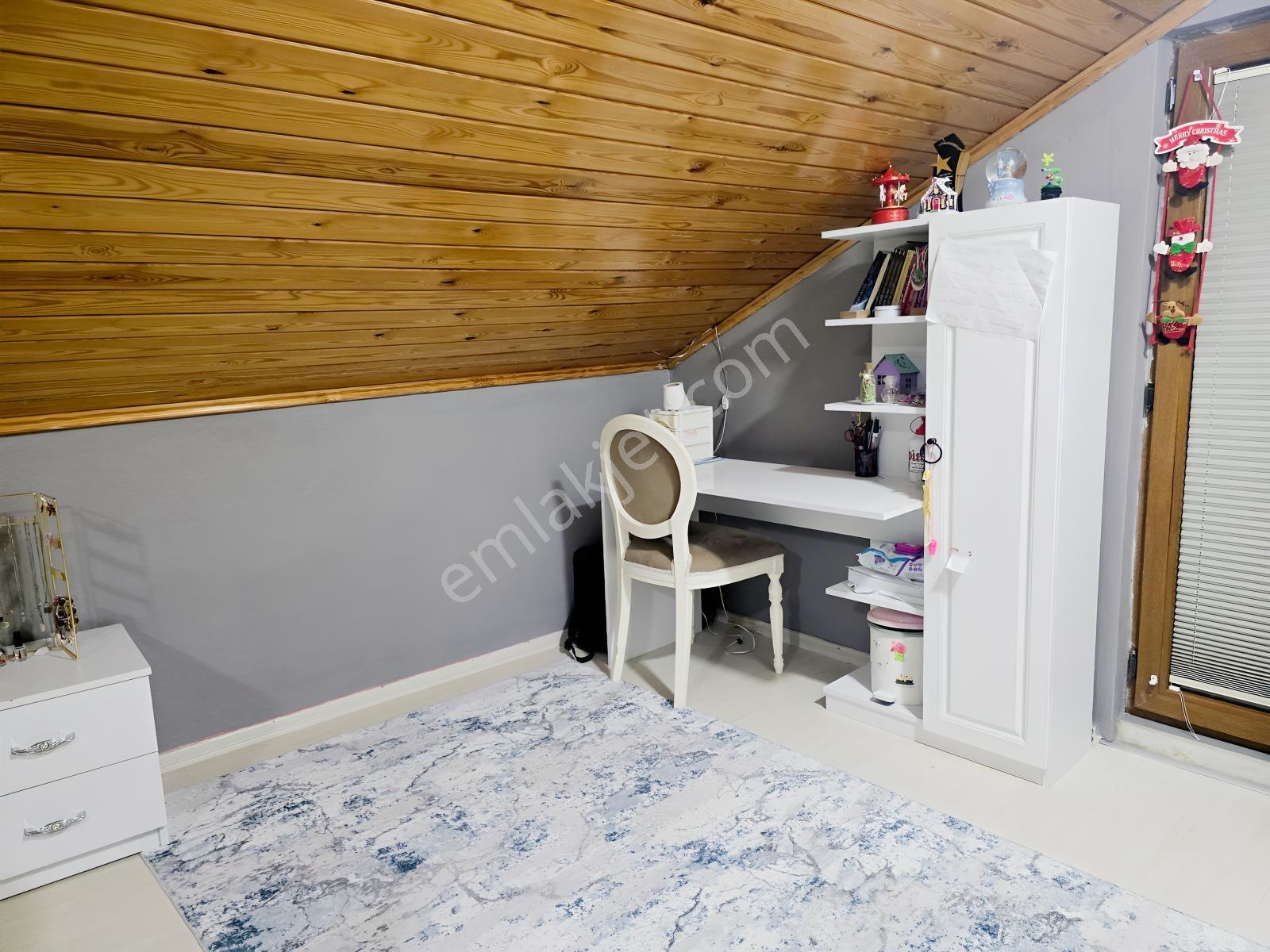 Pendik Ahmetyesevi Mahallesinde Satılık Dublex 3+2 - Görsel 20