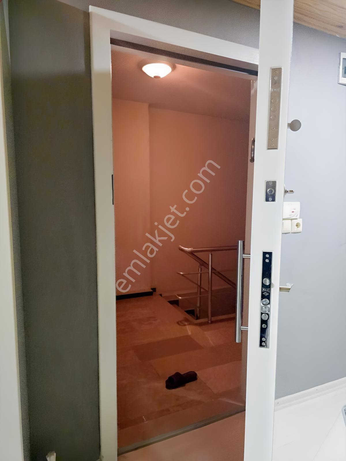 Pendik Ahmetyesevi Mahallesinde Satılık Dublex 3+2 - Görsel 12