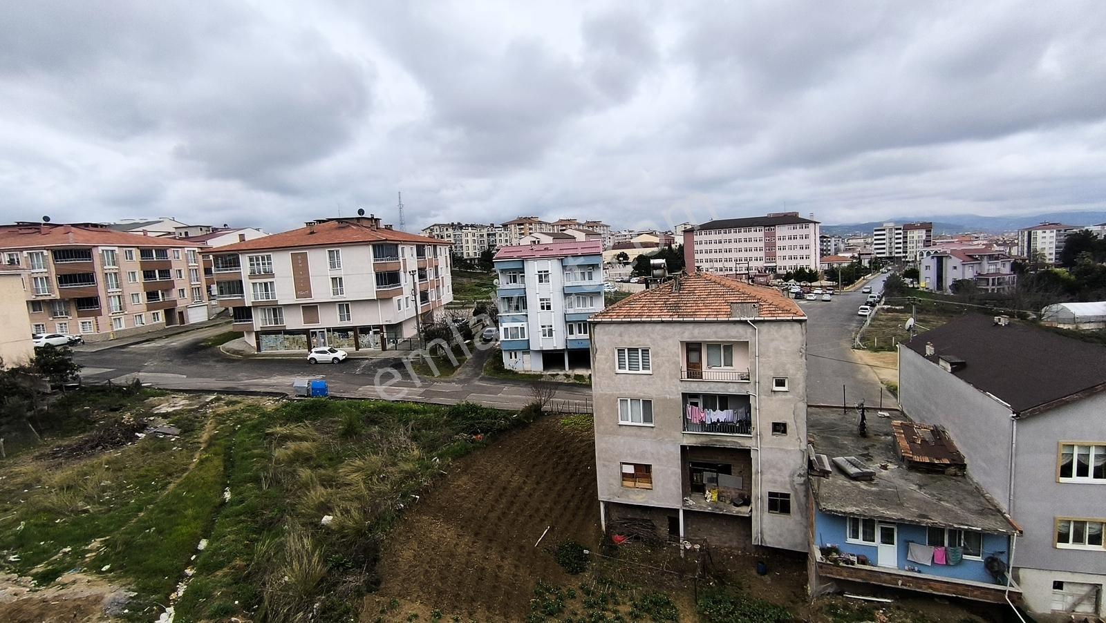 Bafra Mevlanada Satılık 3+1 Full Manzaralı Önü Kapanmaz Daire - Görsel 5