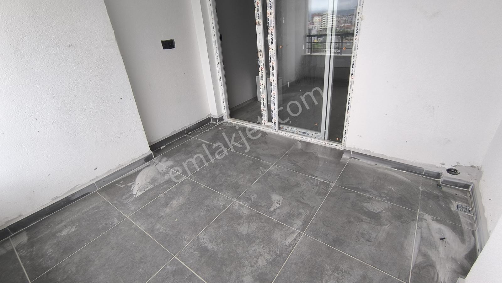 Bafra Mevlanada Satılık 3+1 Full Manzaralı Önü Kapanmaz Daire - Görsel 6