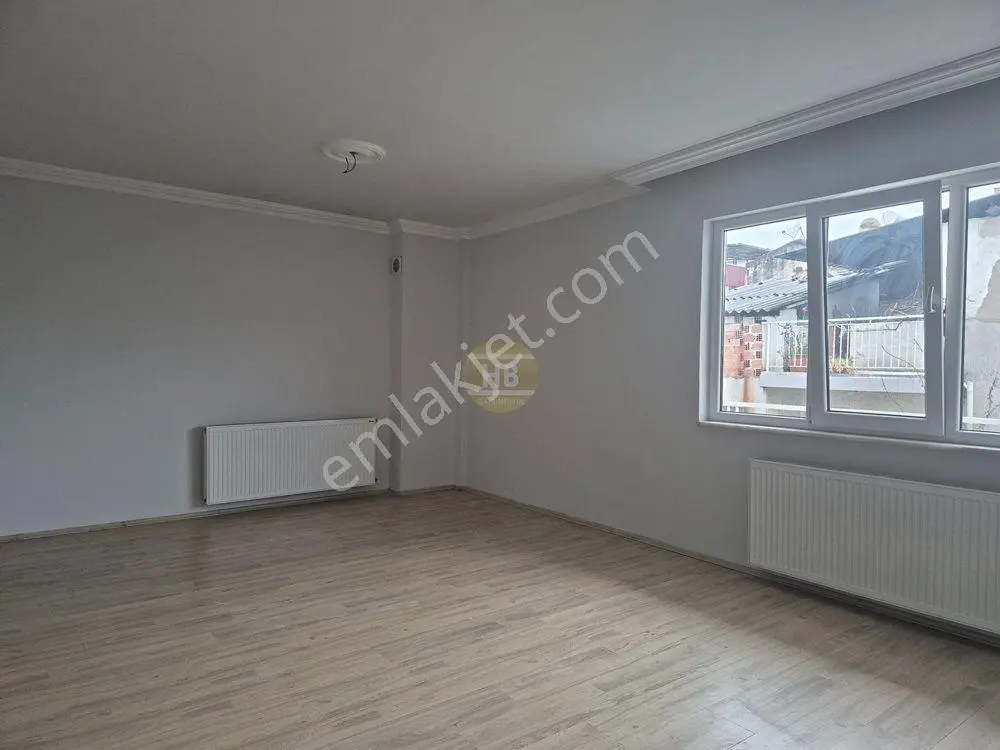 Hb'den 2+1 Kiralık Daire,orta Mahalle Caddesi Üzeride Doğalgazlı