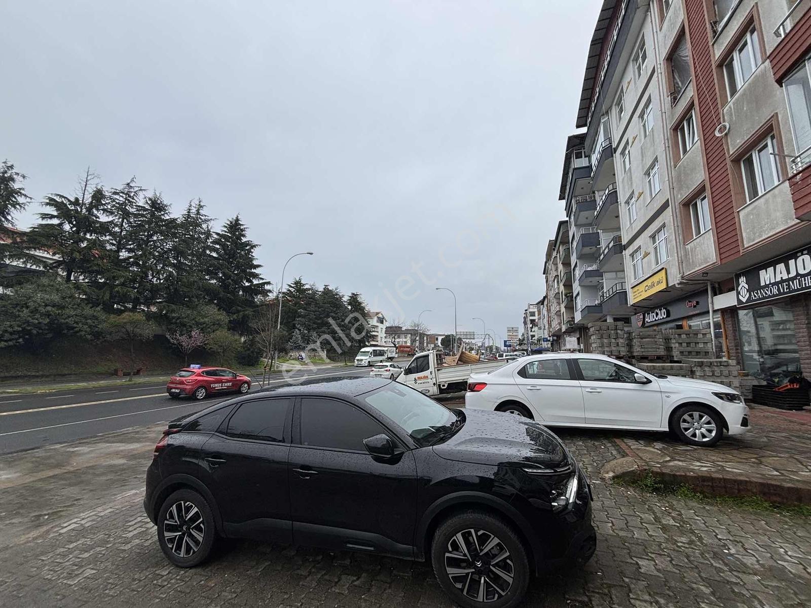 Yg'den Atatürk Mahallesi Devlet Sahil Yolu Üzeri 3 + 1 - Görsel 2
