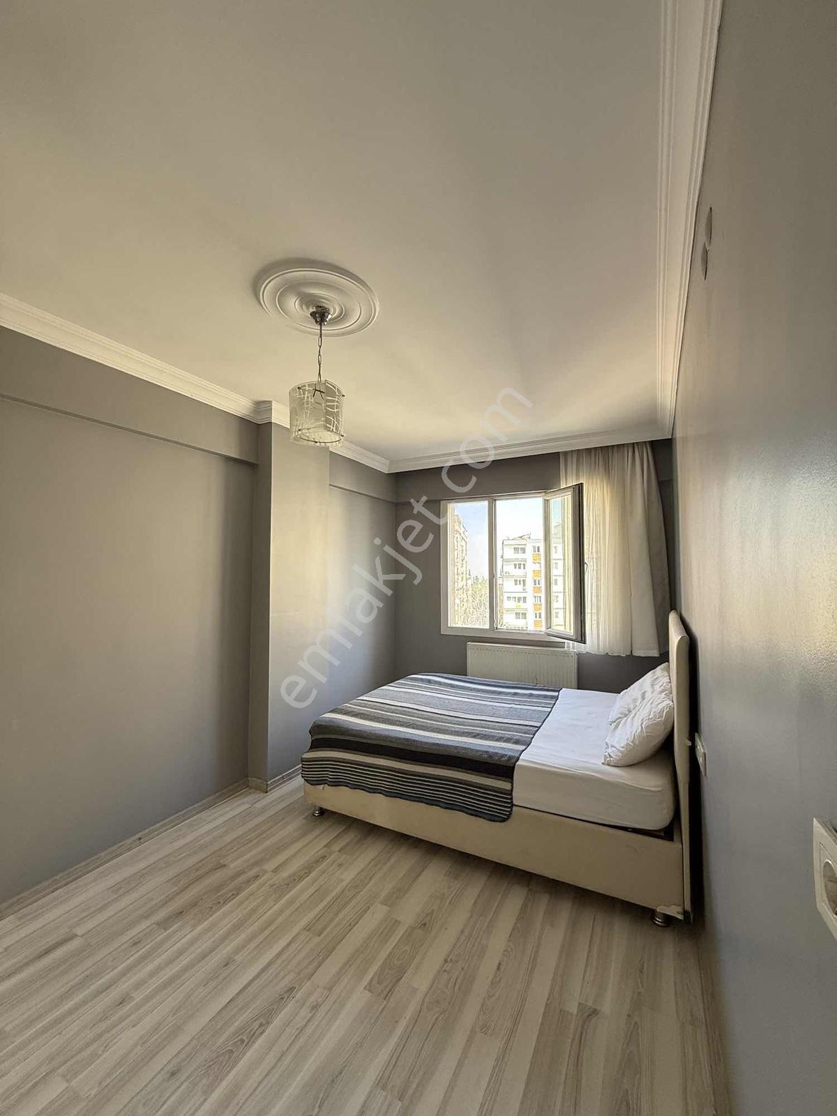 Emlak Center'dan 8 Eylül Hastanesi Yanı Eşyalı 1+1 Daire - Görsel 27